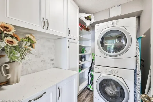 Additional property image - 7 Concorde Pl Unit 1005