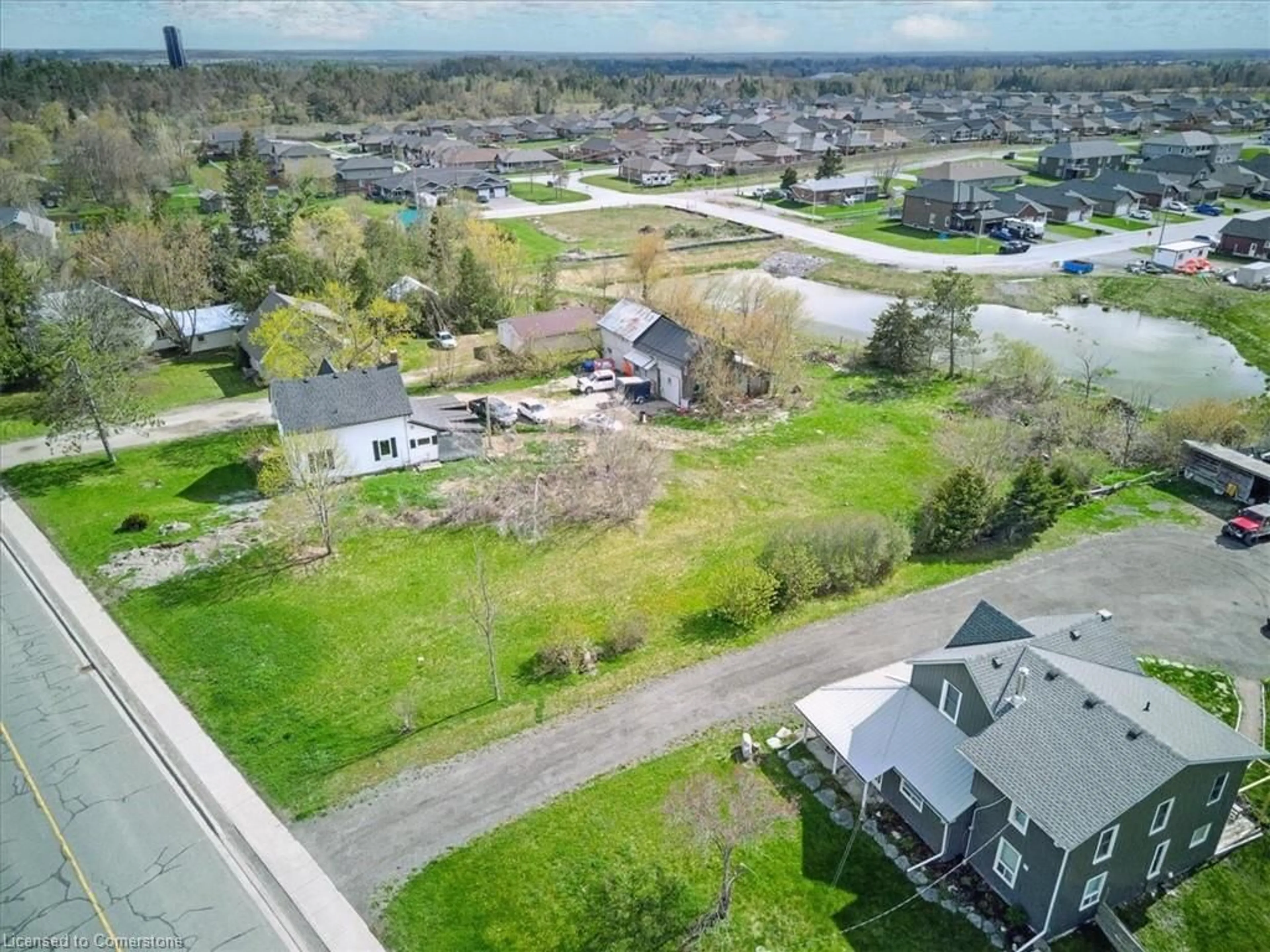 A pic from outside/outdoor area/front of a property/back of a property/a pic from drone, unknown for 130 County Rd 40 Rd, Asphodel-Norwood Twp Ontario K0L 2V0