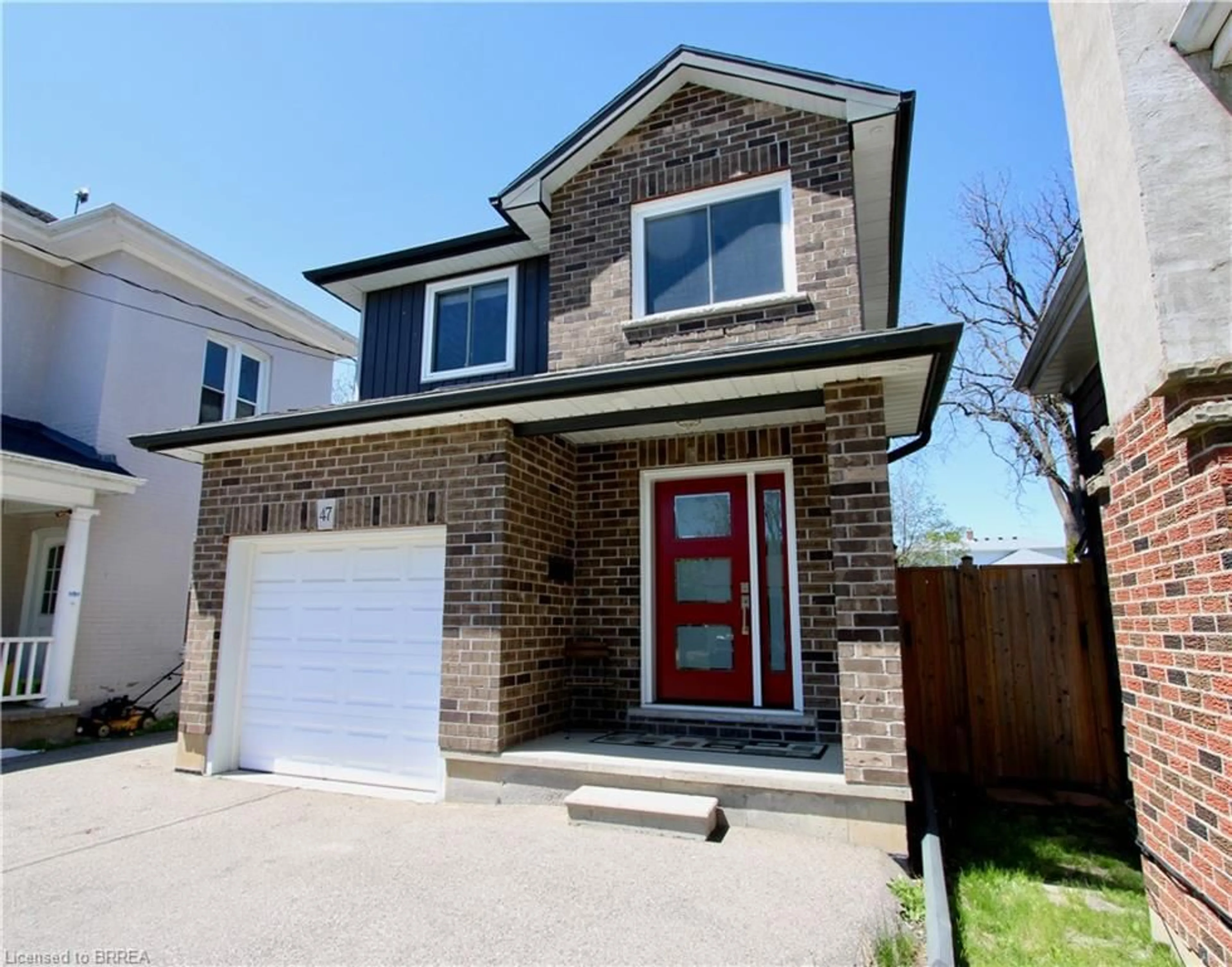 Home with brick exterior material, street for 47 Richardson St, Brantford Ontario N3T 1H7