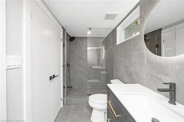 Additional property image - 39 Westminster Ave Unit Lower