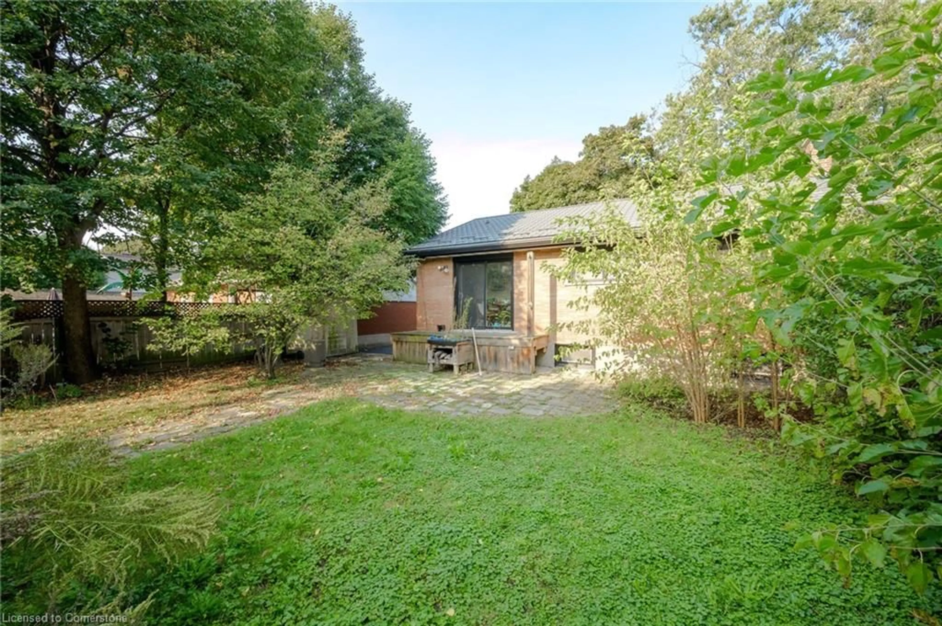 Patio, unknown for 39 Westminster Ave #Lower, Hamilton Ontario L9C 4L8