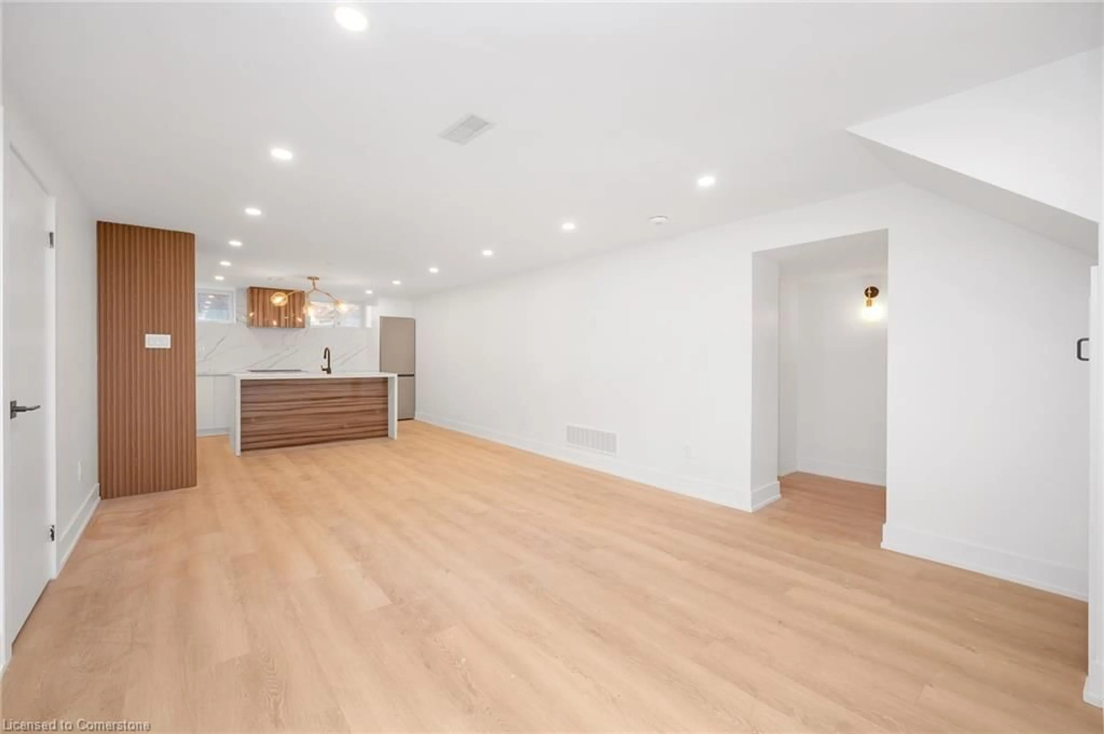 A pic of a room for 39 Westminster Ave #Lower, Hamilton Ontario L9C 4L8