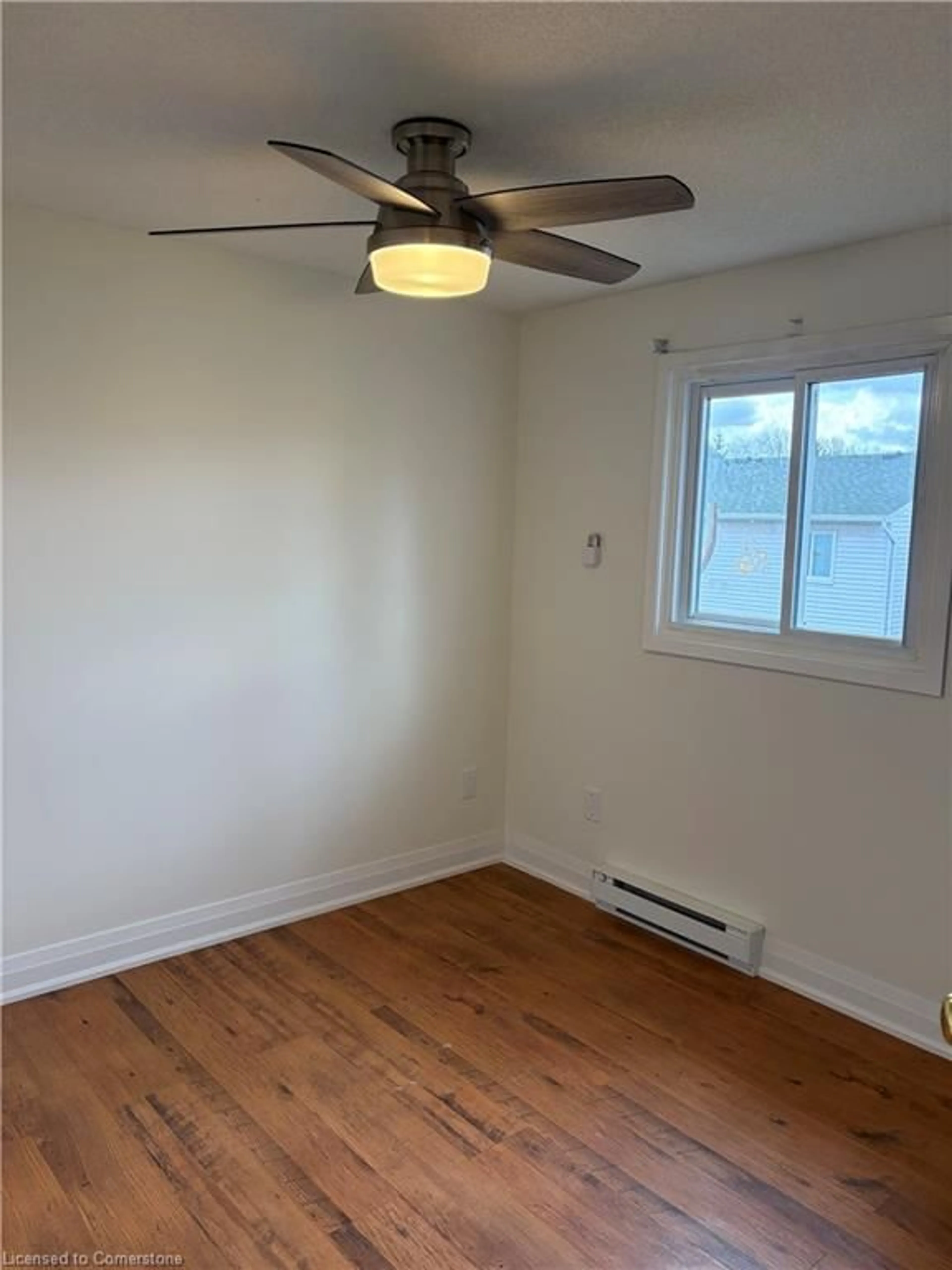 A pic of a room for 1255 Upper Gage Ave #14, Hamilton Ontario L8W 3C7