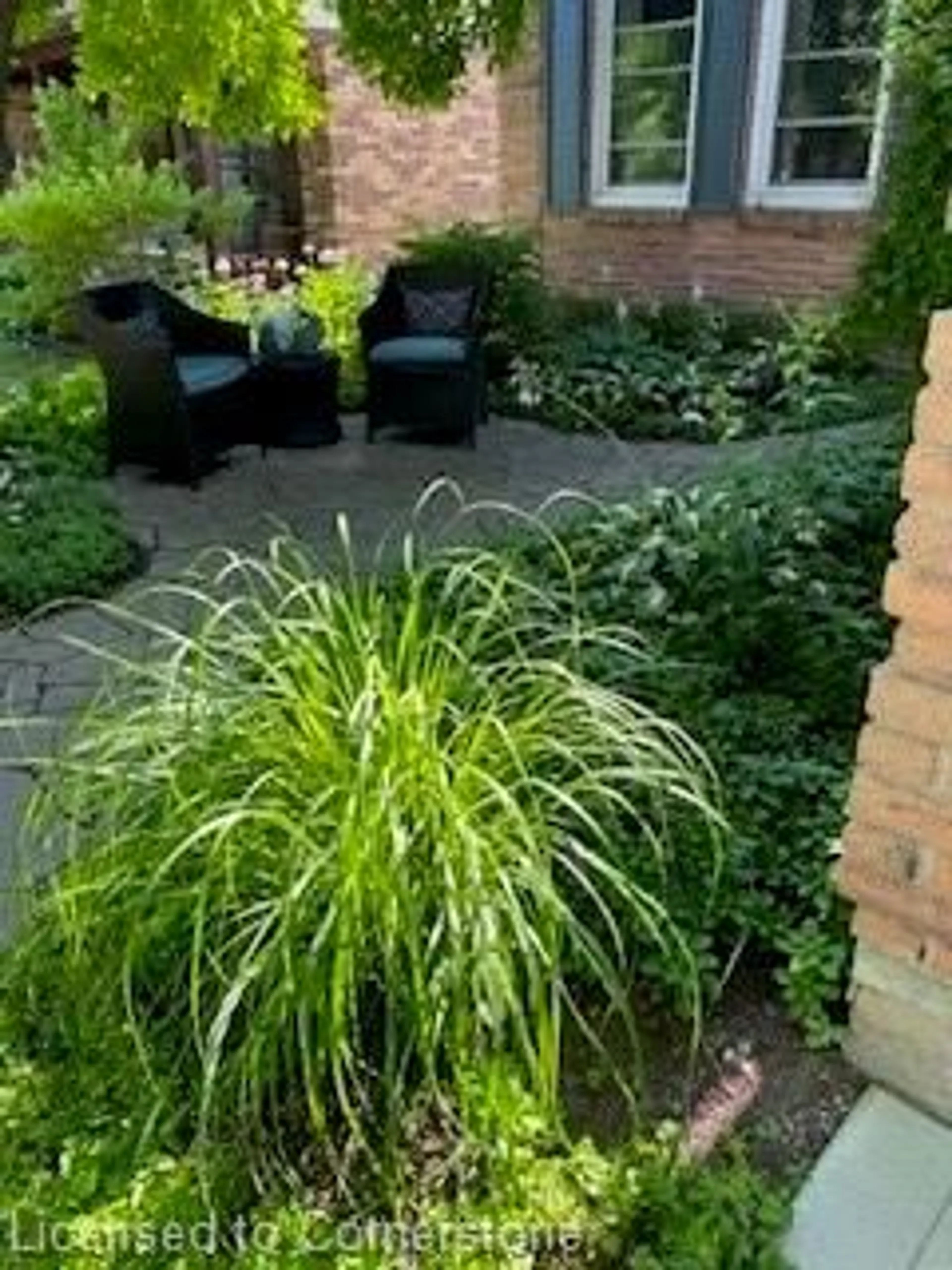 Patio, street for 134 Watsons Lane, Dundas Ontario L9H 6L2