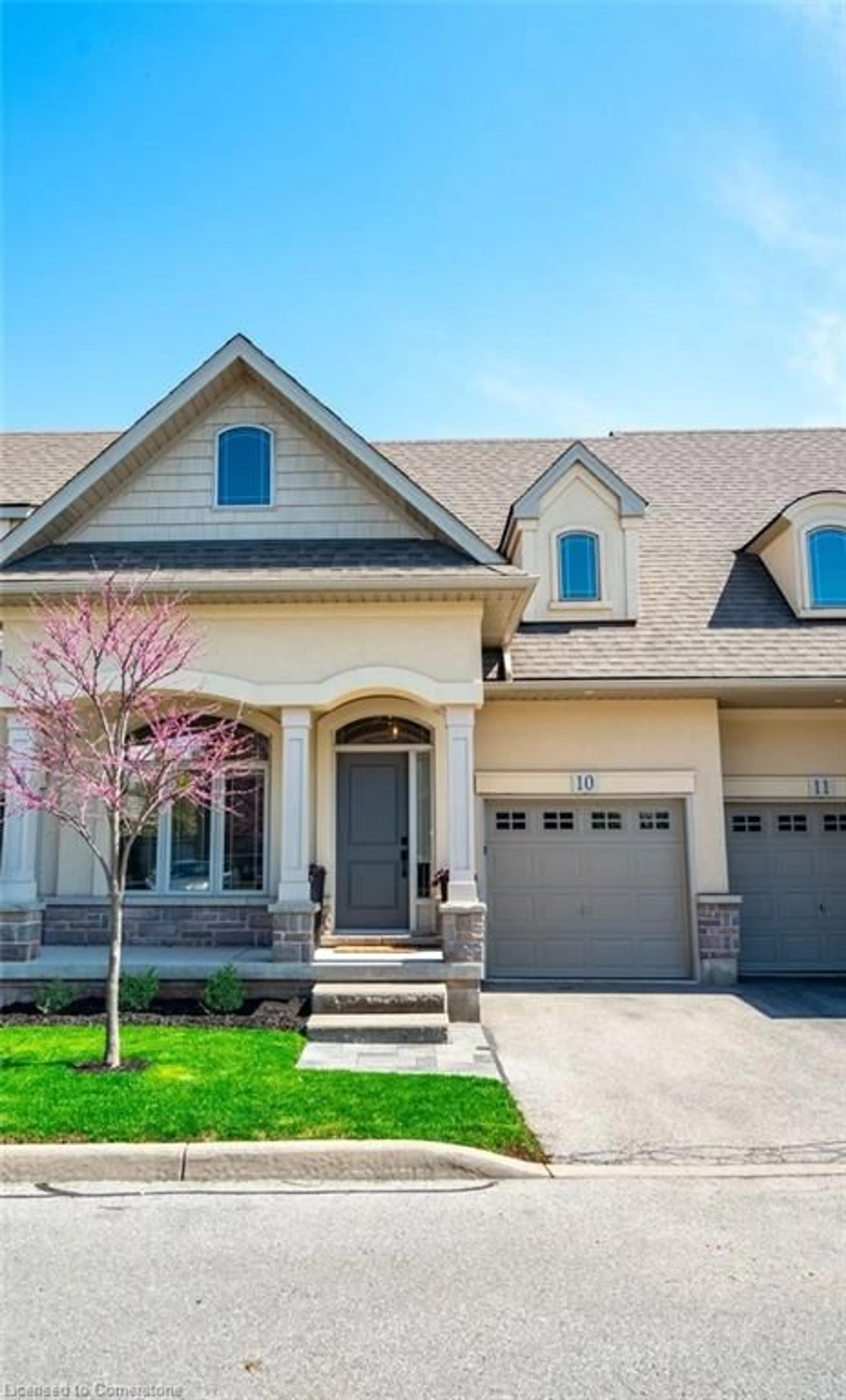 Home with brick exterior material, street for 5056 New St #10, Burlington Ontario L7L 1V1