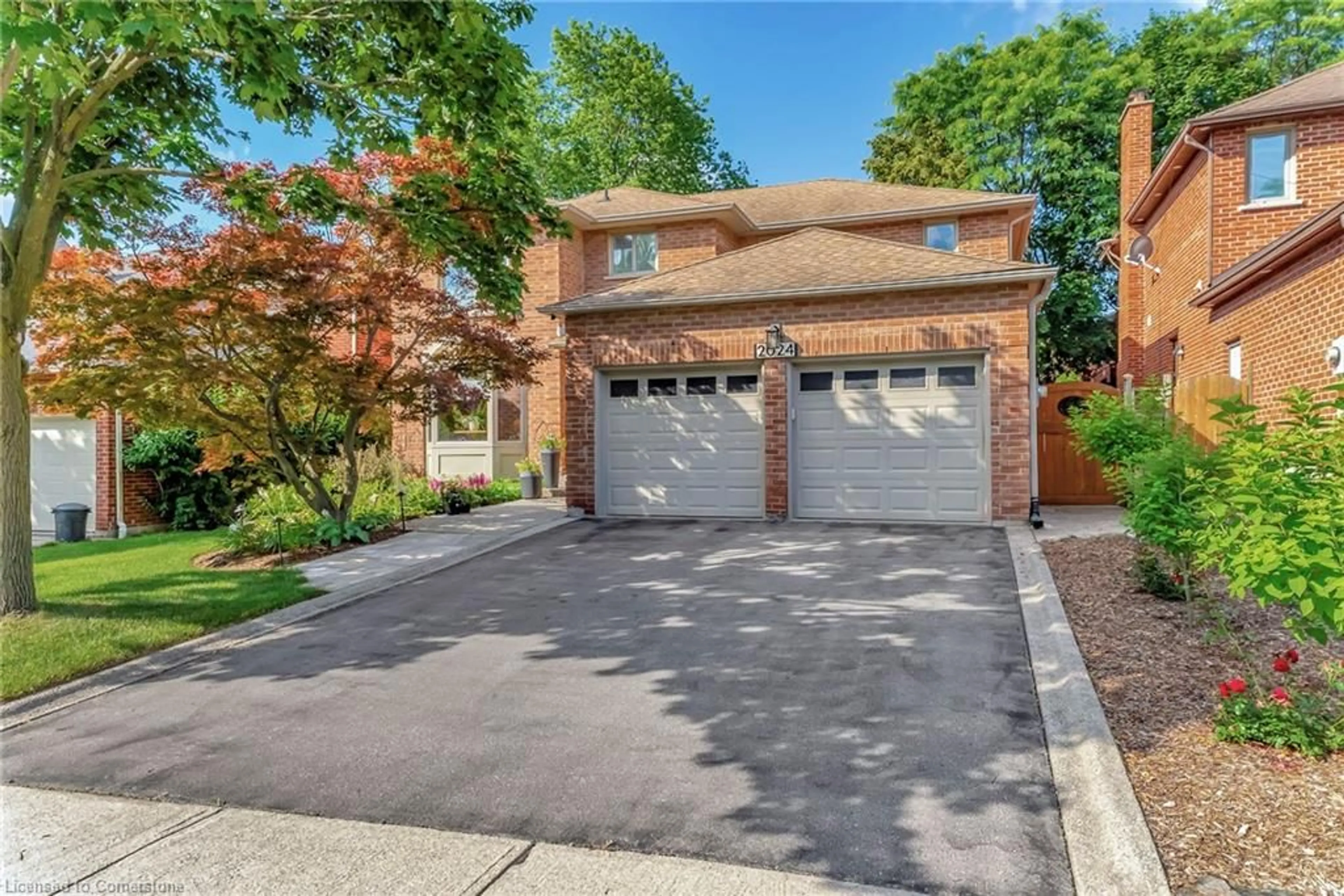 Home with brick exterior material, street for 2024 Markle Dr, Oakville Ontario L6H 3T3