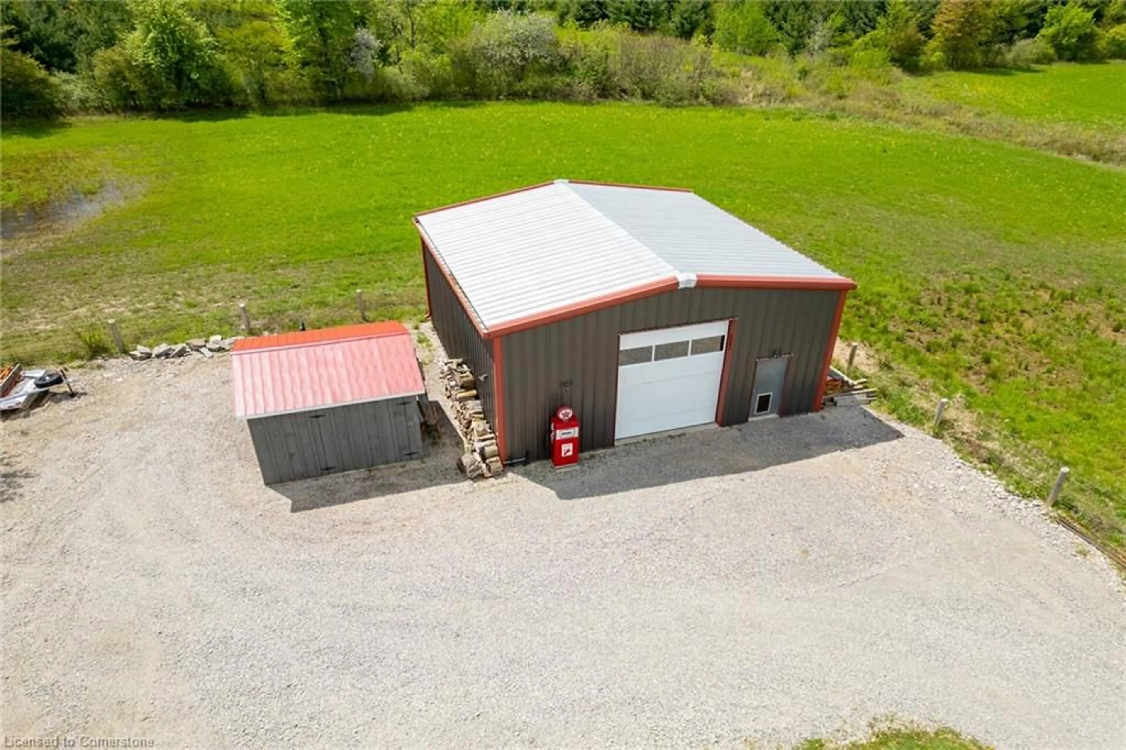 A pic from outside/outdoor area/front of a property/back of a property/a pic from drone, building for 27 Ortt Rd, Dunnville Ontario N1A 2W4