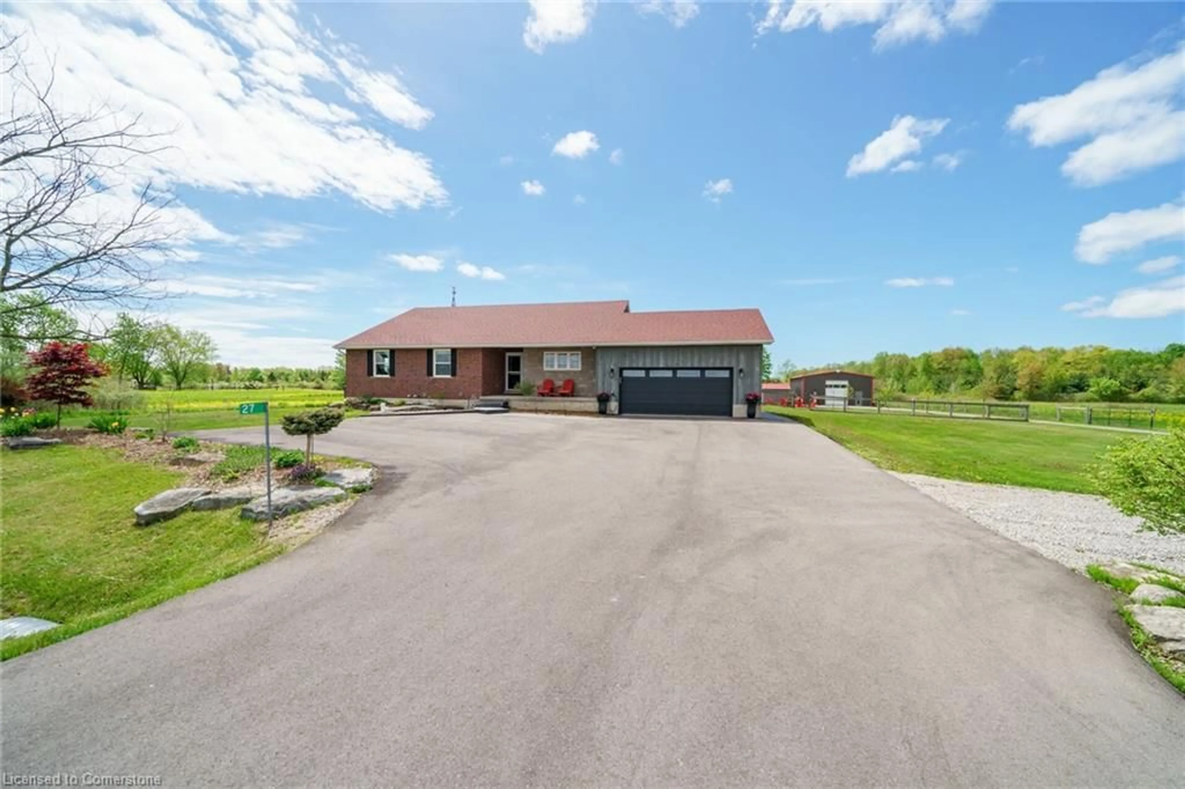 A pic from outside/outdoor area/front of a property/back of a property/a pic from drone, street for 27 Ortt Rd, Dunnville Ontario N1A 2W4