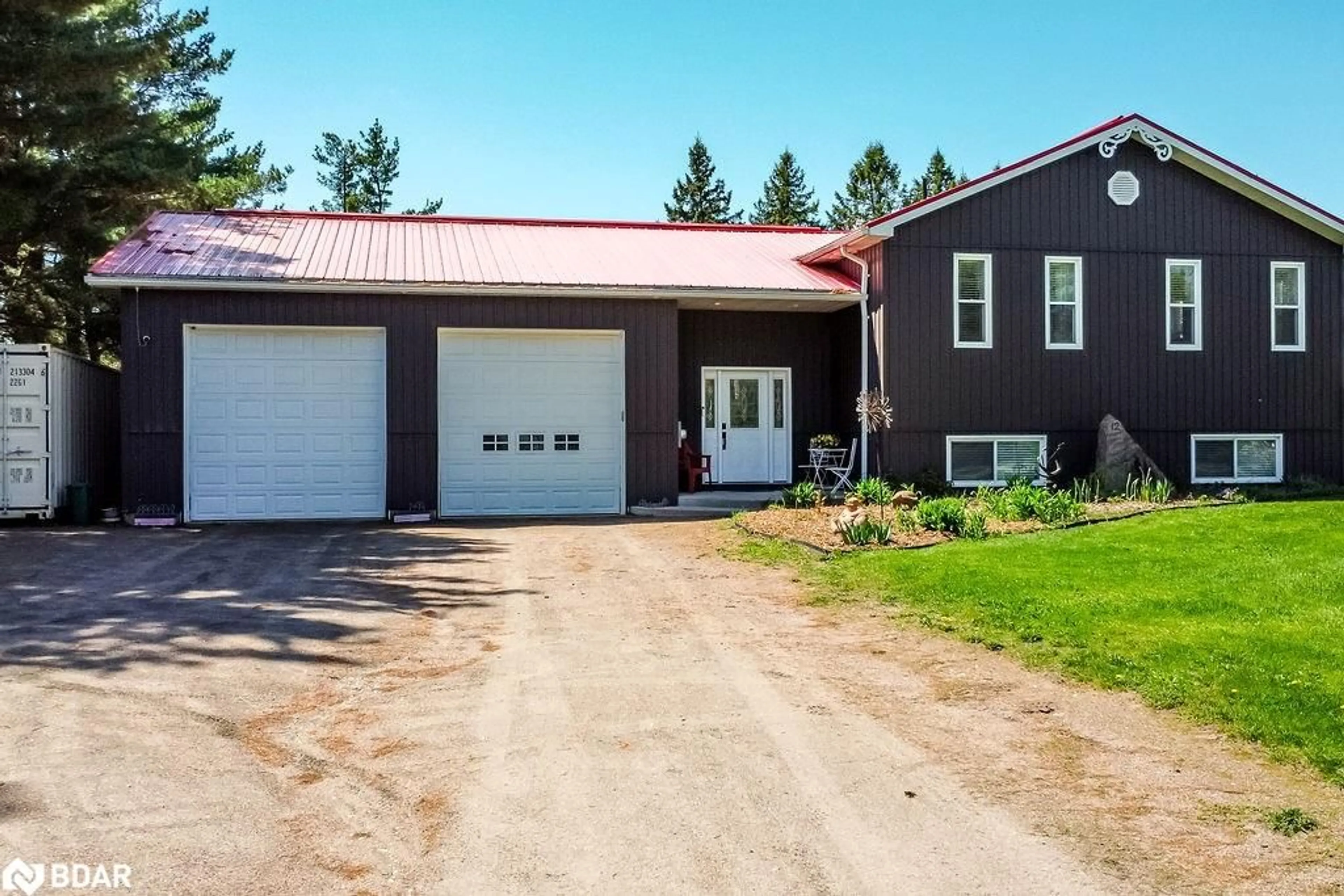 A pic from outside/outdoor area/front of a property/back of a property/a pic from drone, street for 12 Fulsom Cres, Orillia Ontario L3V 6H5