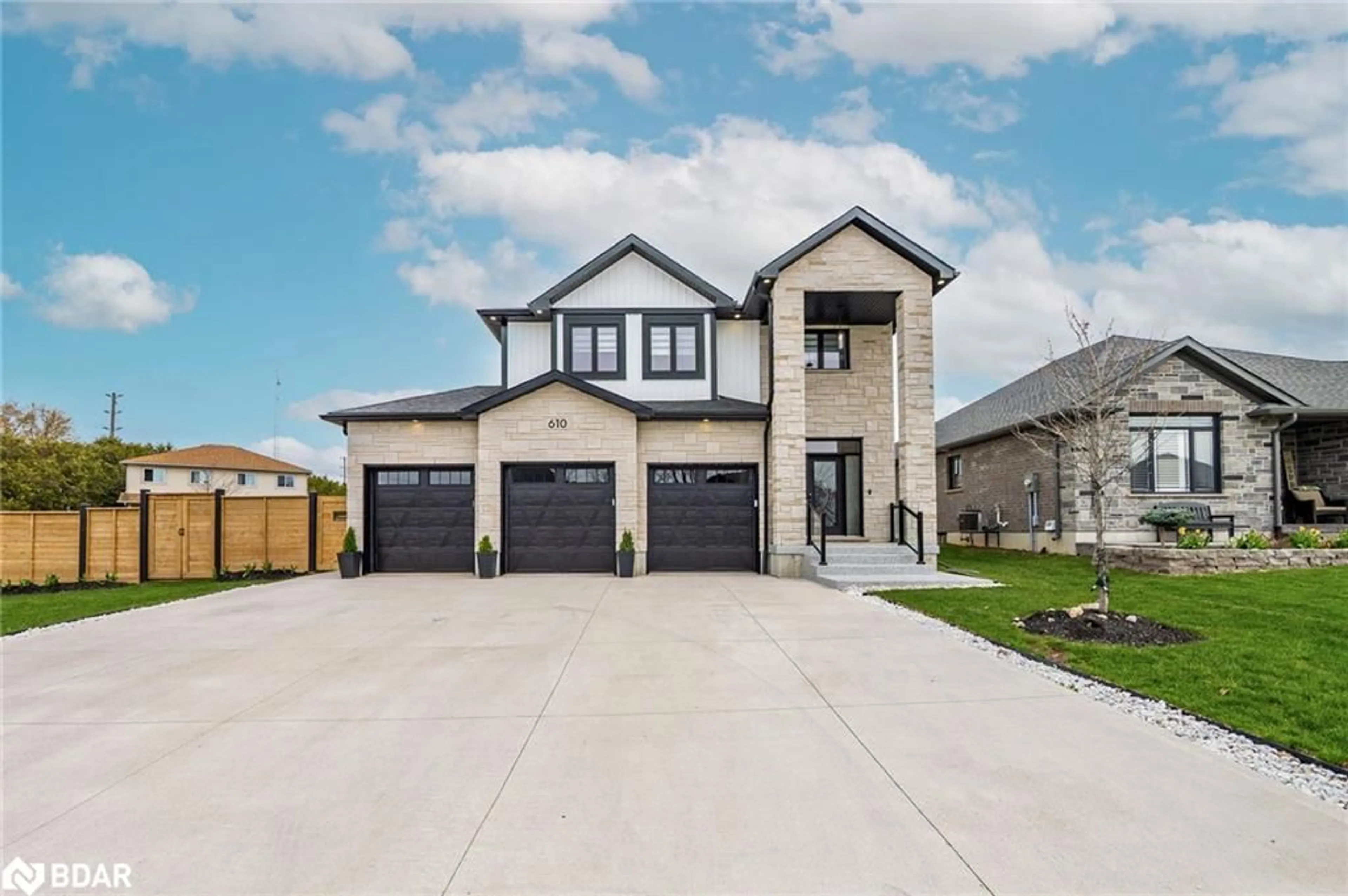 Home with brick exterior material, street for 610 Conners Dr, Listowel Ontario N4W 0J3