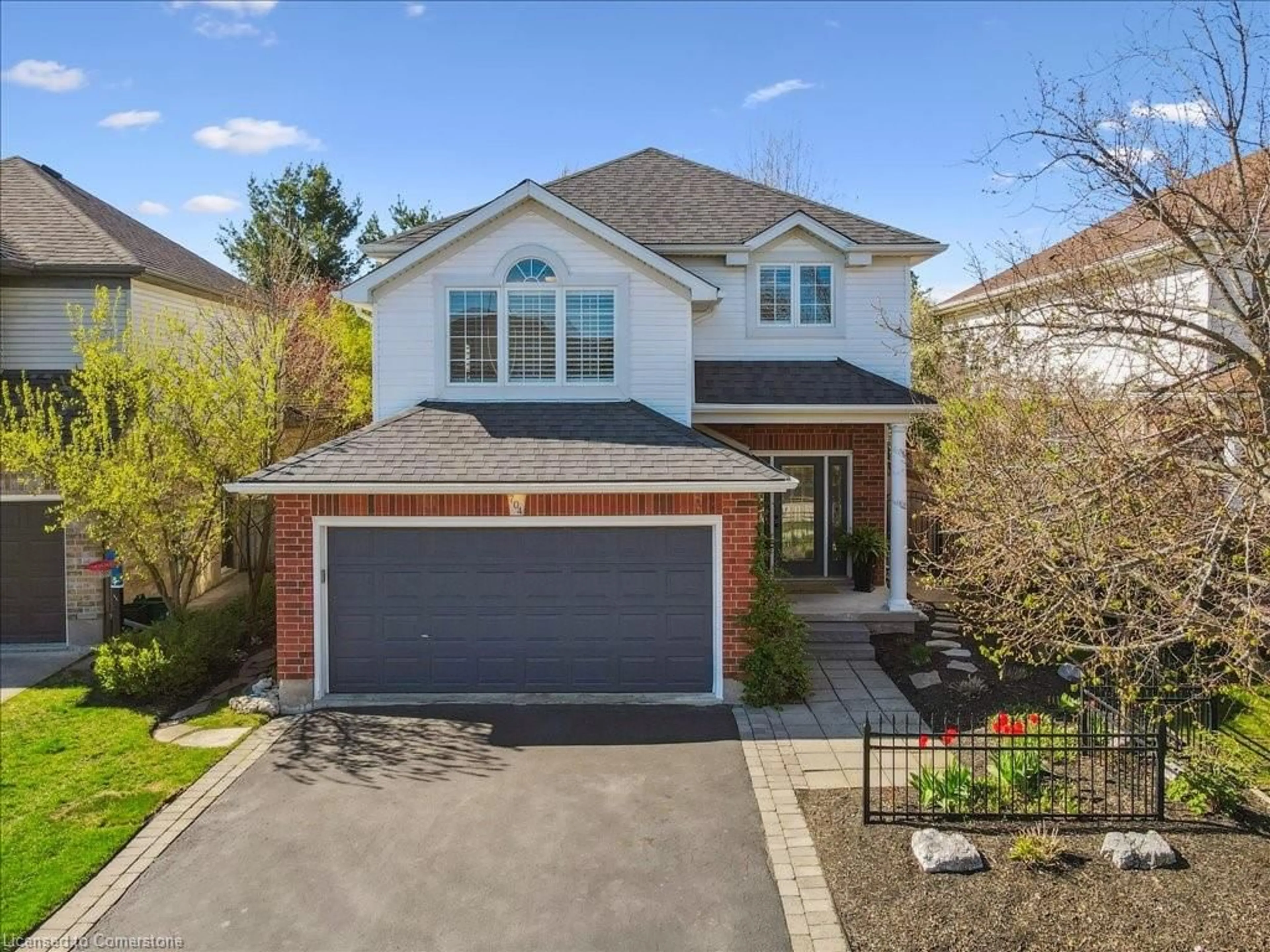 Home with brick exterior material, street for 704 Bonavista Dr, Waterloo Ontario N2K 4E9
