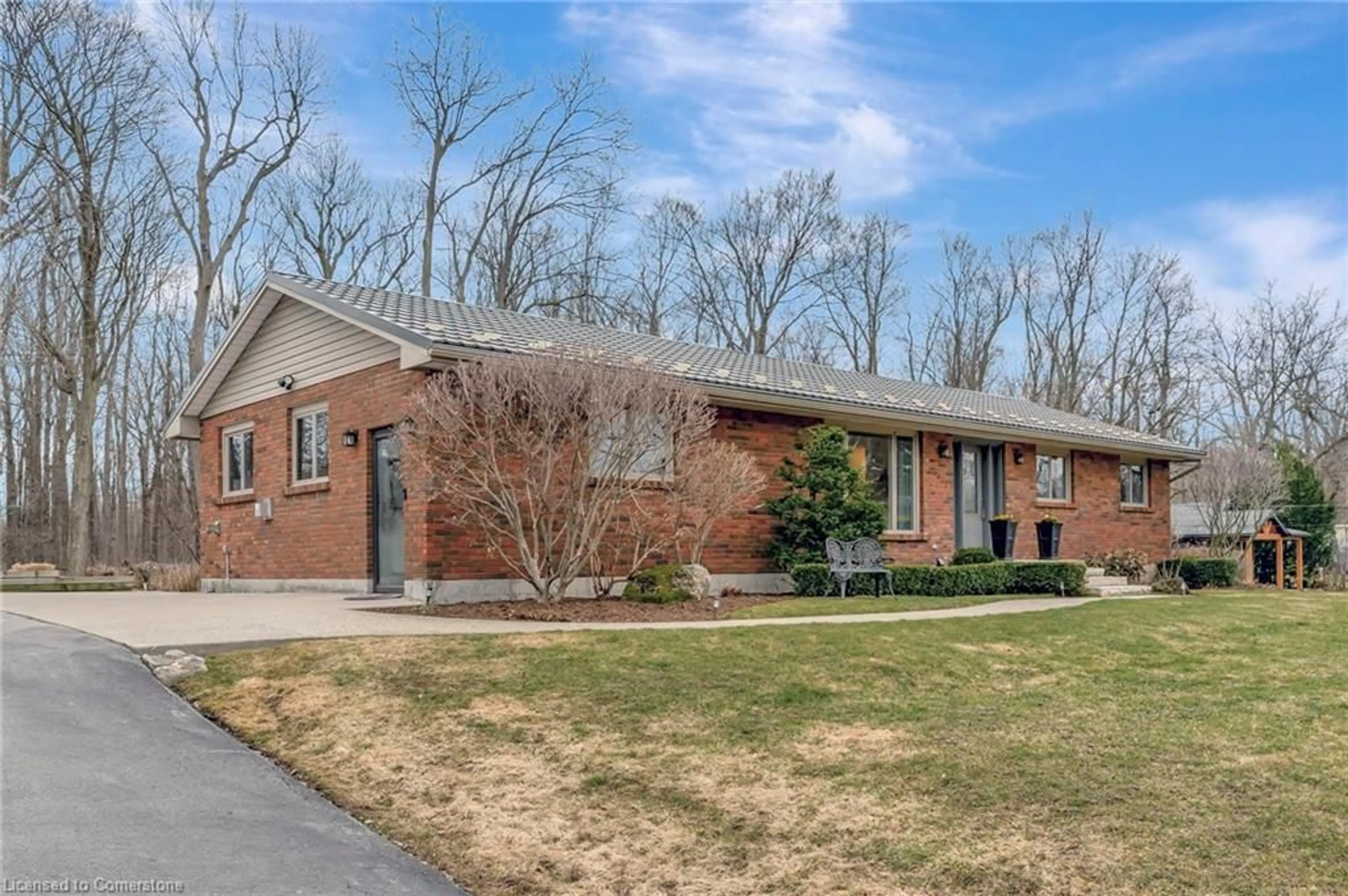Home with brick exterior material, street for 2044 Kilbride St, Burlington Ontario L7P 0H9