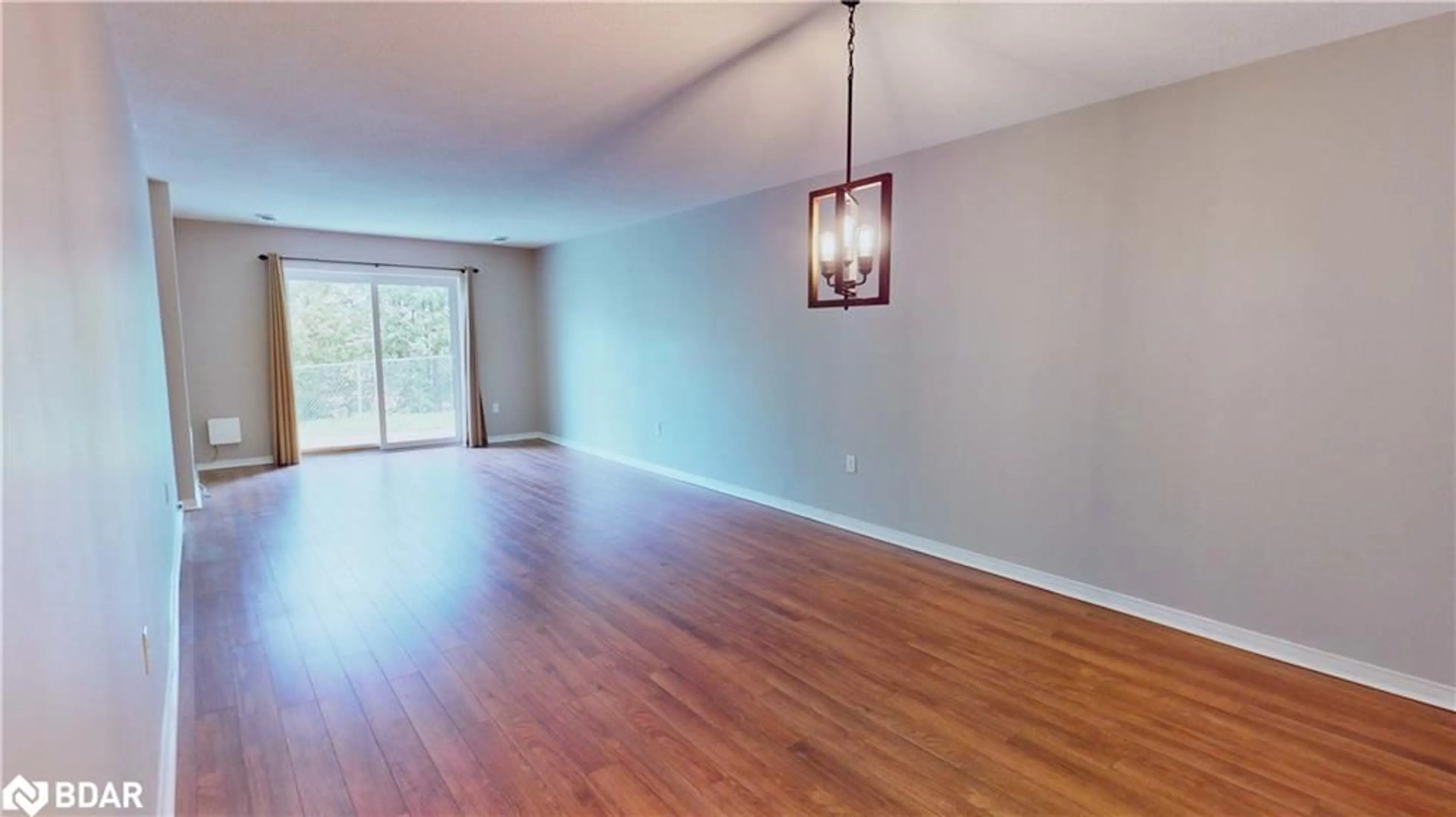 A pic of a room for 245 Queen St #102, Fergus Ontario N1M 3R6