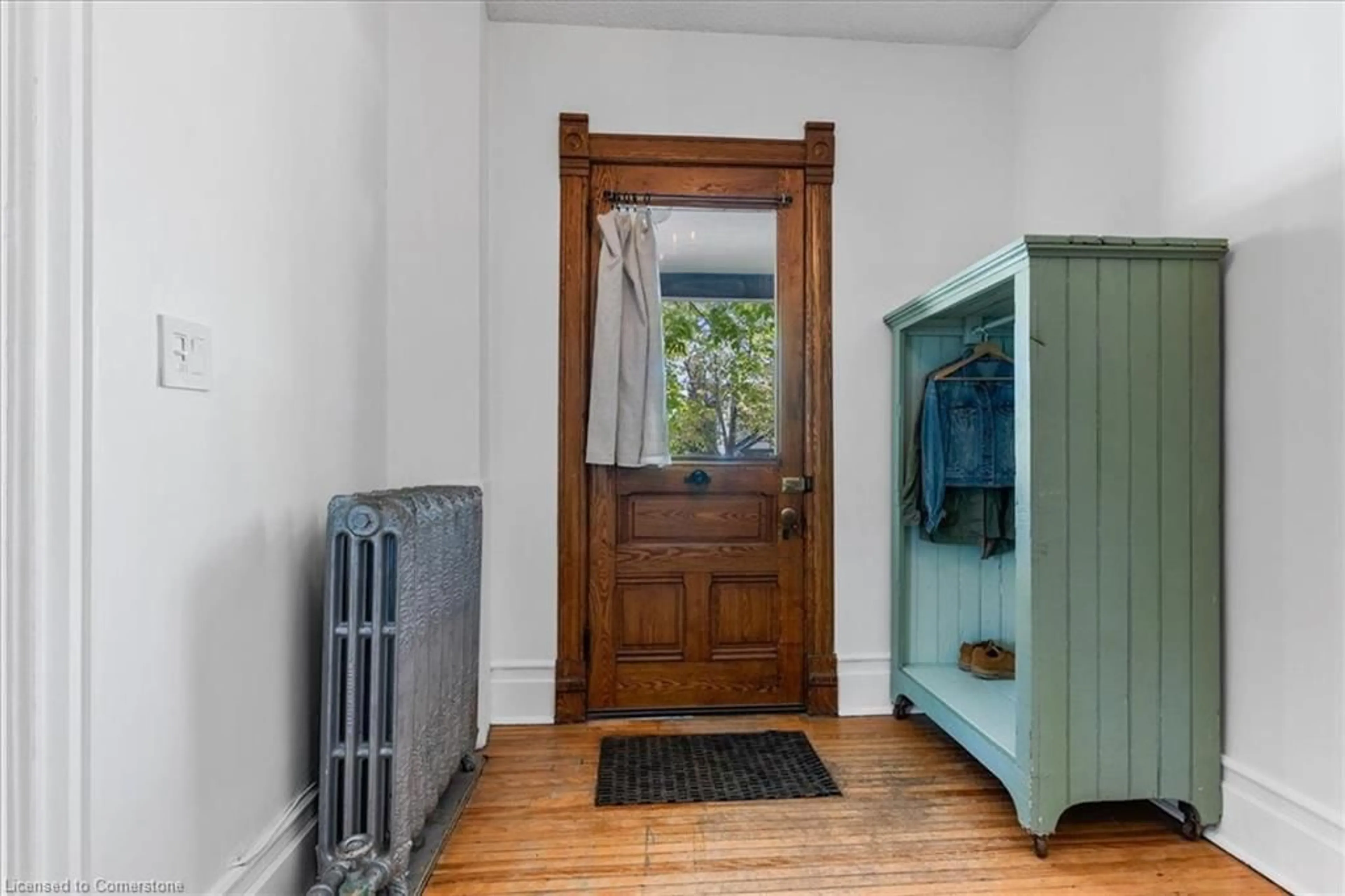 Indoor entryway for 38 Brubacher St, Kitchener Ontario N2H 2V9
