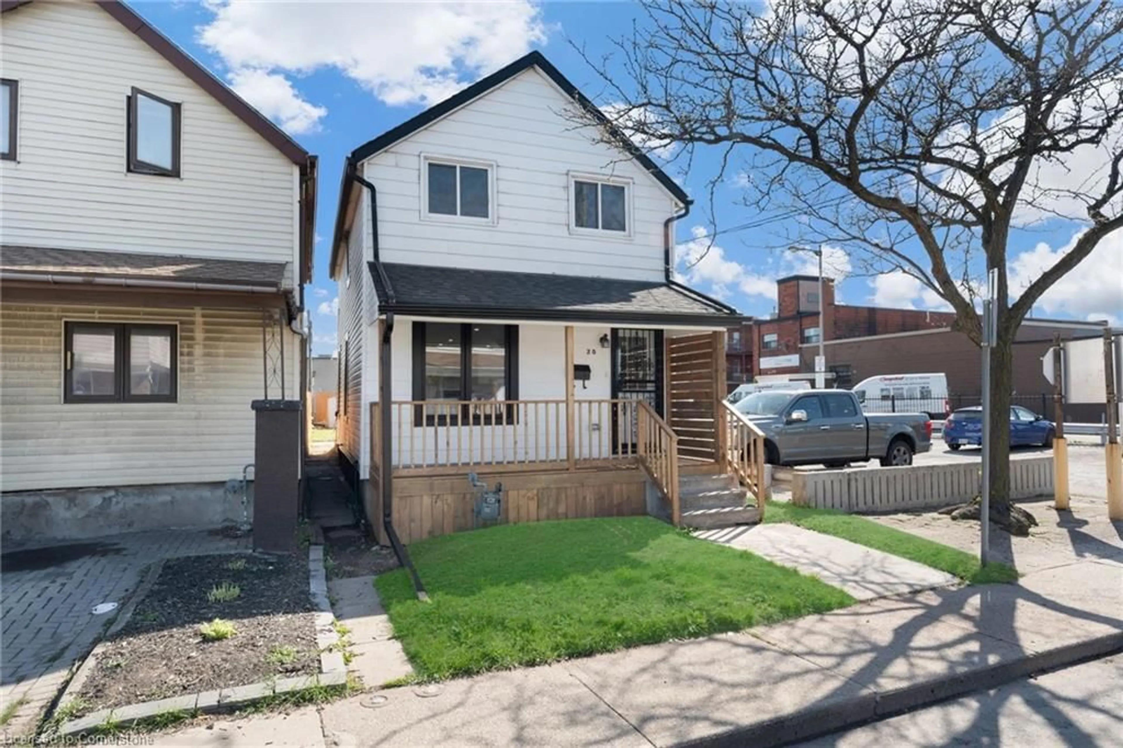 Unknown for 20 Britannia Ave, Hamilton Ontario L8H 1W4