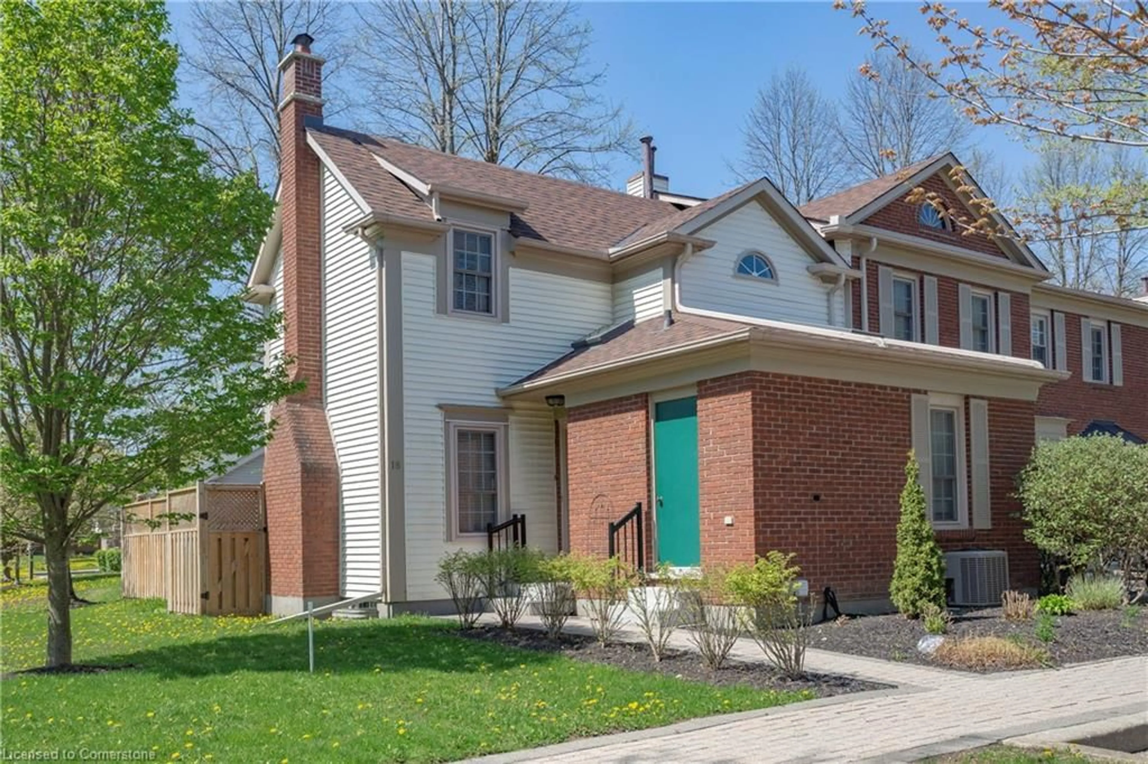 Home with brick exterior material, street for 1275 Maple Crossing Blvd #18, Burlington Ontario L7S 2E9