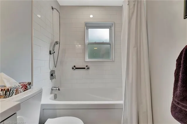 Additional property image - 204 Clark Ave