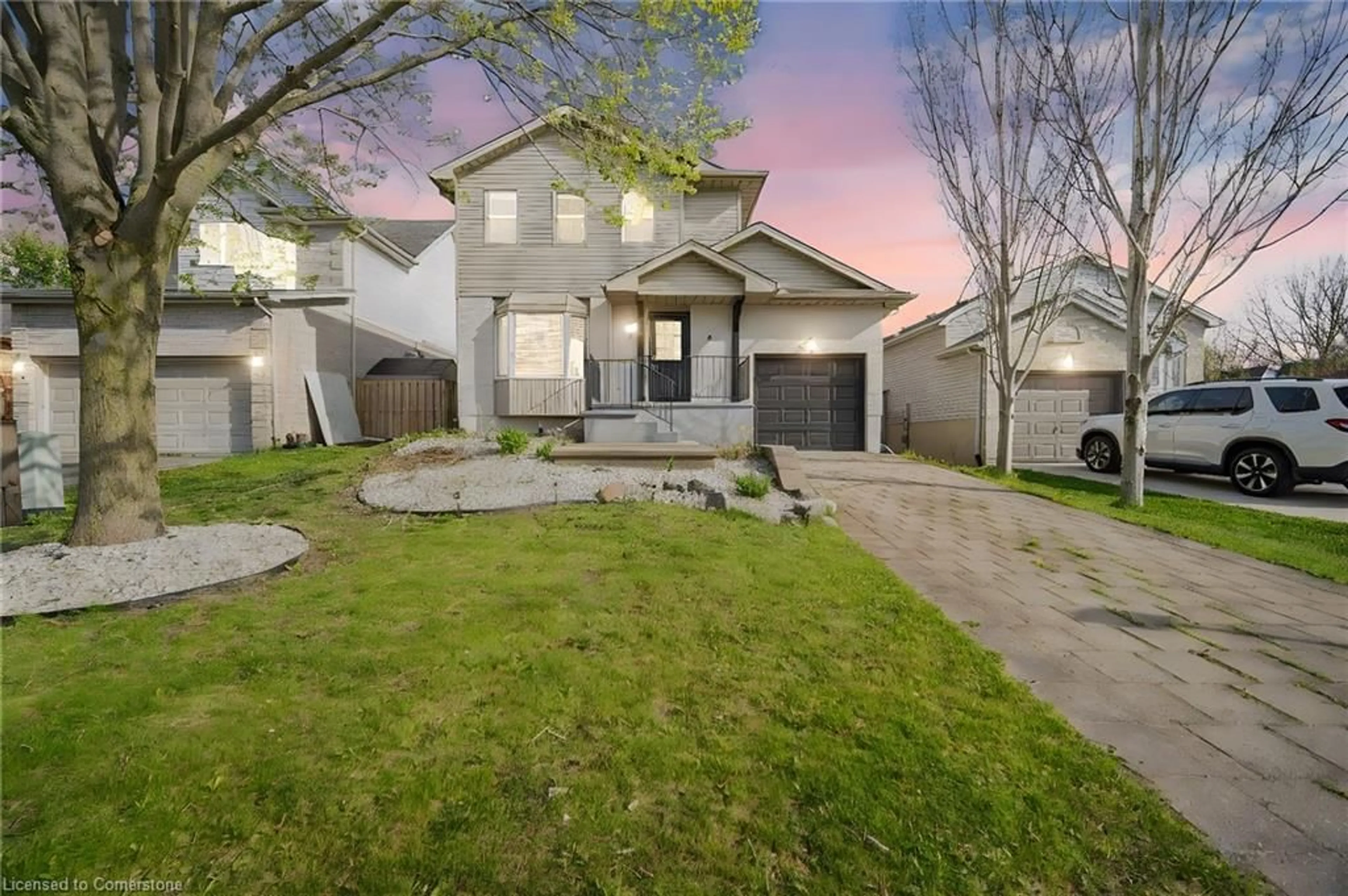 A pic from outside/outdoor area/front of a property/back of a property/a pic from drone, street for 6 Eula White Pl, London Ontario N5Z 5C2