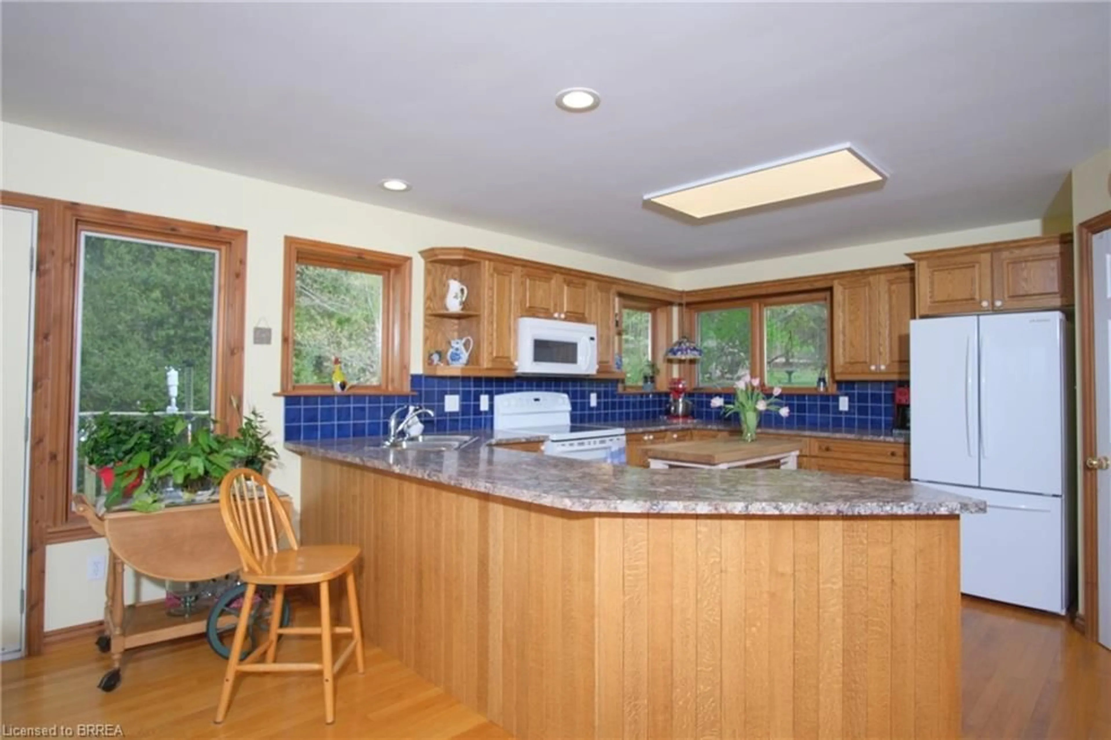 Open concept kitchen, ceramic/tile floor for 546299 Sideroad 4b, Kimberley Ontario N0C 1G0