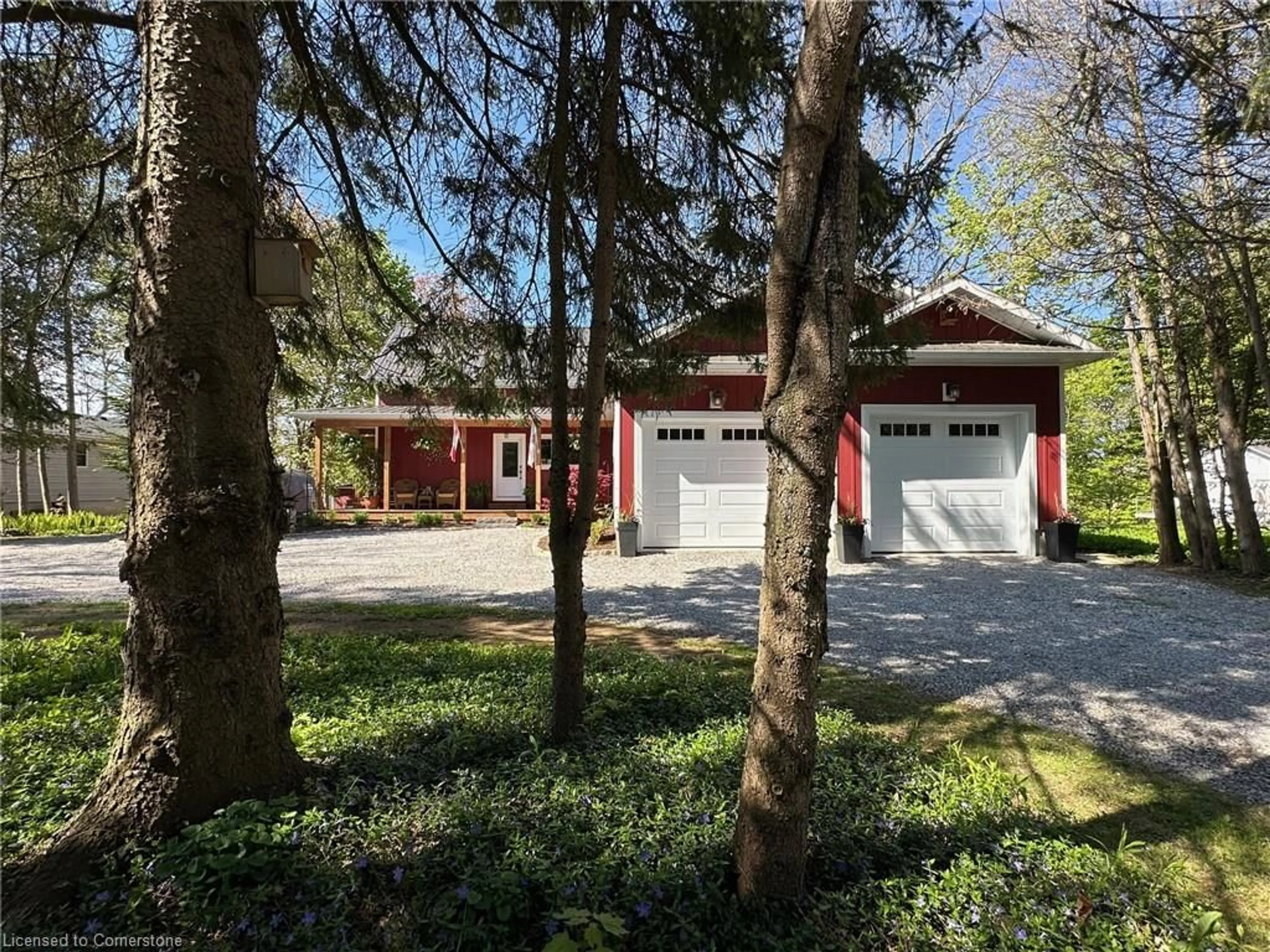 A pic from outside/outdoor area/front of a property/back of a property/a pic from drone, street for 69 Prospect St, Port Dover Ontario N0A 1N6
