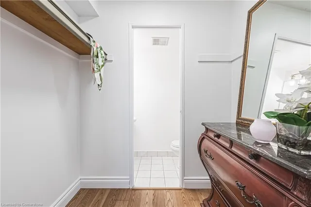 Additional property image - 2055 Upper Middle Rd Unit 509