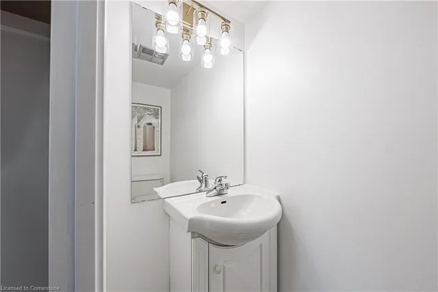 Additional property image - 2055 Upper Middle Rd Unit 509