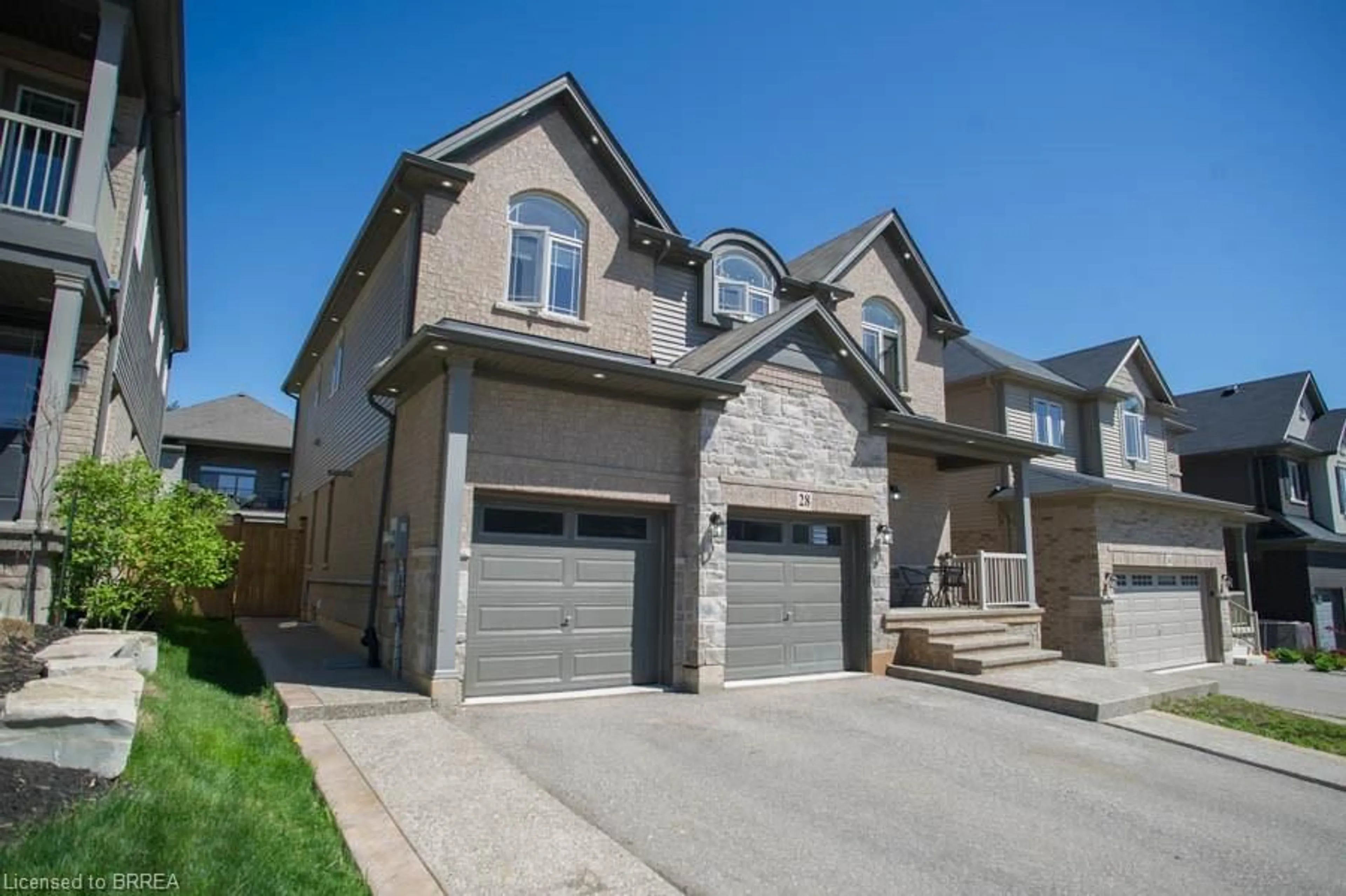 Home with brick exterior material, street for 28 Vic Chambers Pl, Paris Ontario N3L 0E6