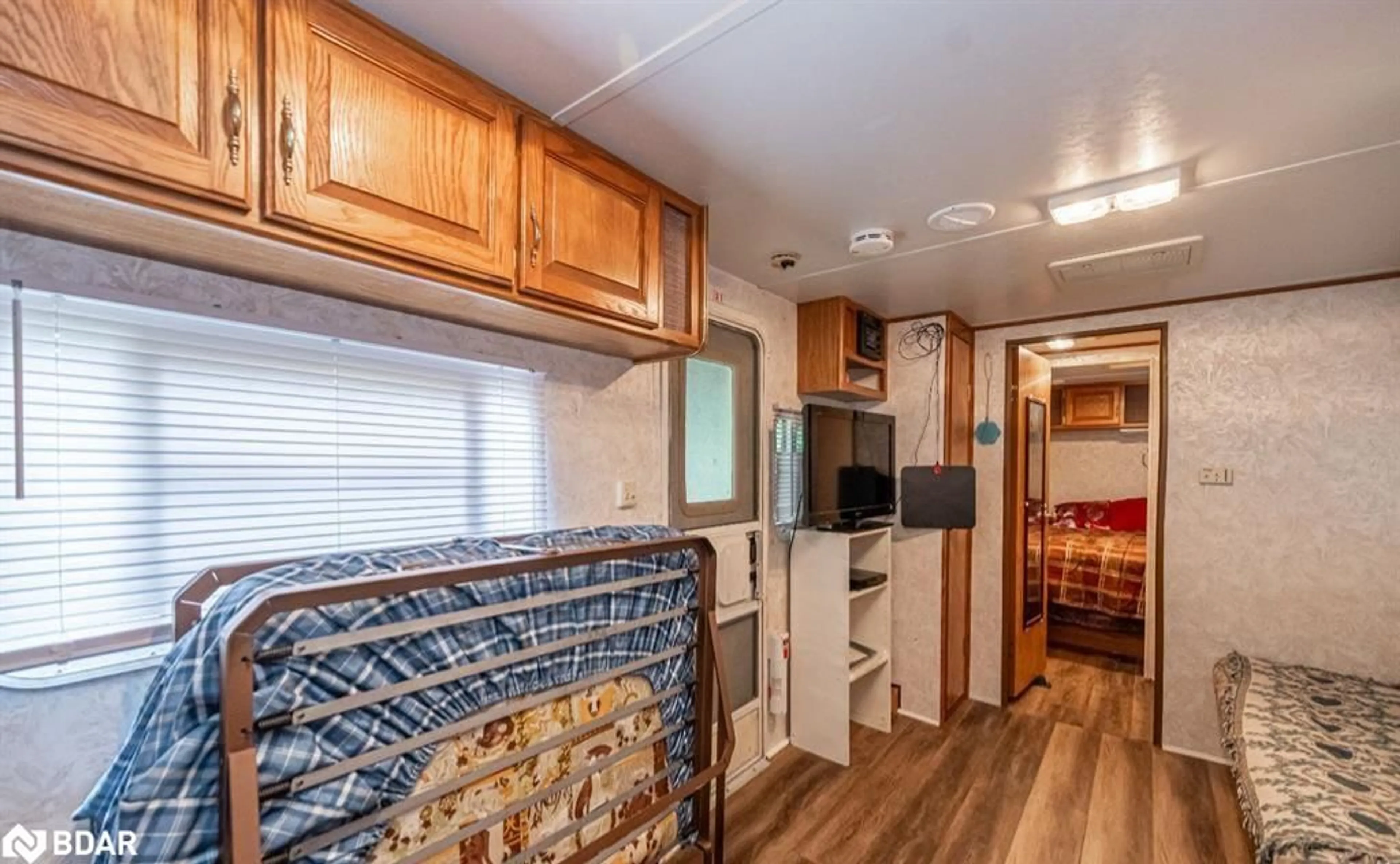 Standard kitchen, unknown for 5216 County Road 90 #51, Springwater Ontario L0M 1T2