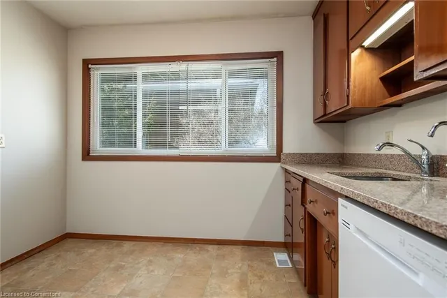 Additional property image - 318 Greenbrook Dr