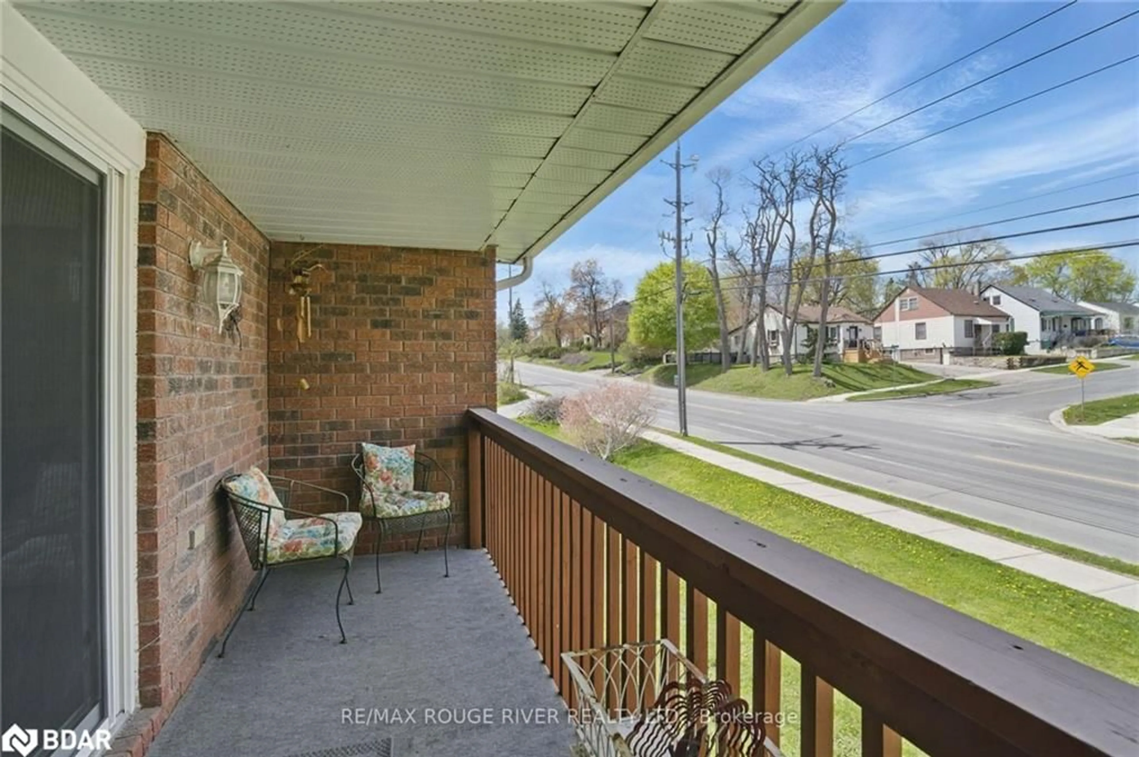 Patio, street for 475 Parkhill Rd #222, Peterborough Ontario K9H 7M5