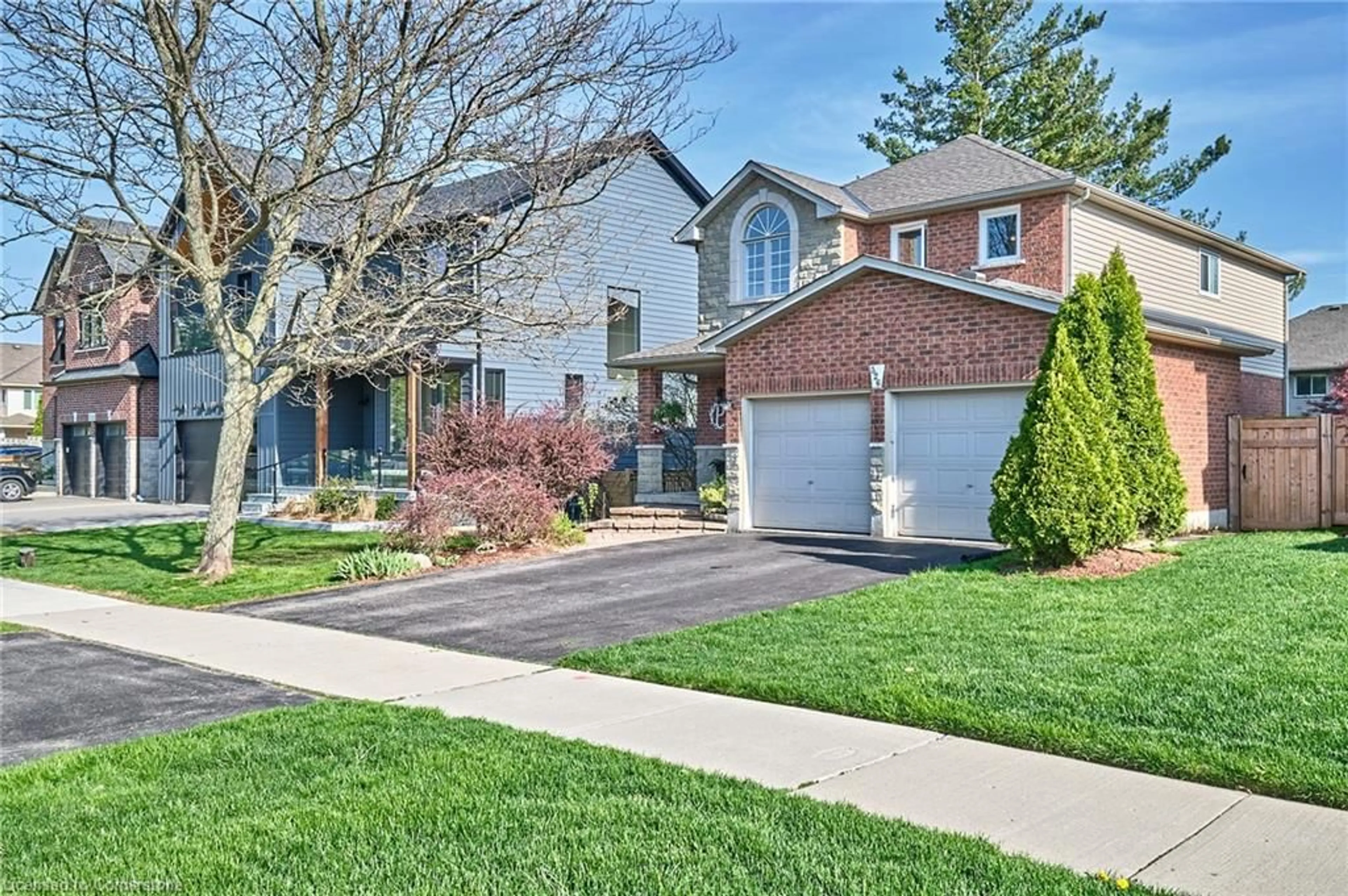 Home with brick exterior material, street for 526 Jerseyville Rd, Ancaster Ontario L9G 3L5