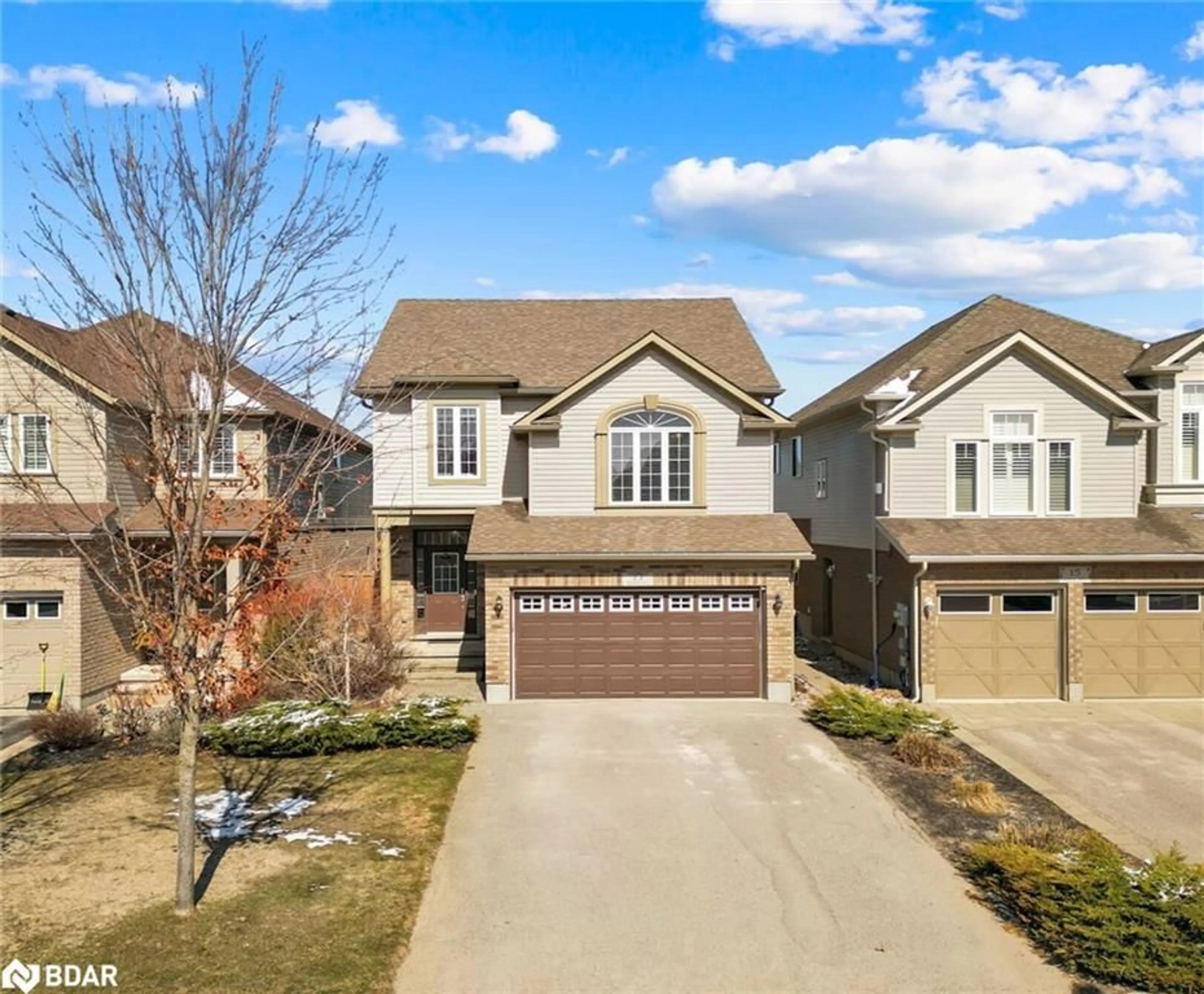 A pic from outside/outdoor area/front of a property/back of a property/a pic from drone, street for 13 Kayla Cres, Collingwood Ontario L9Y 5K8