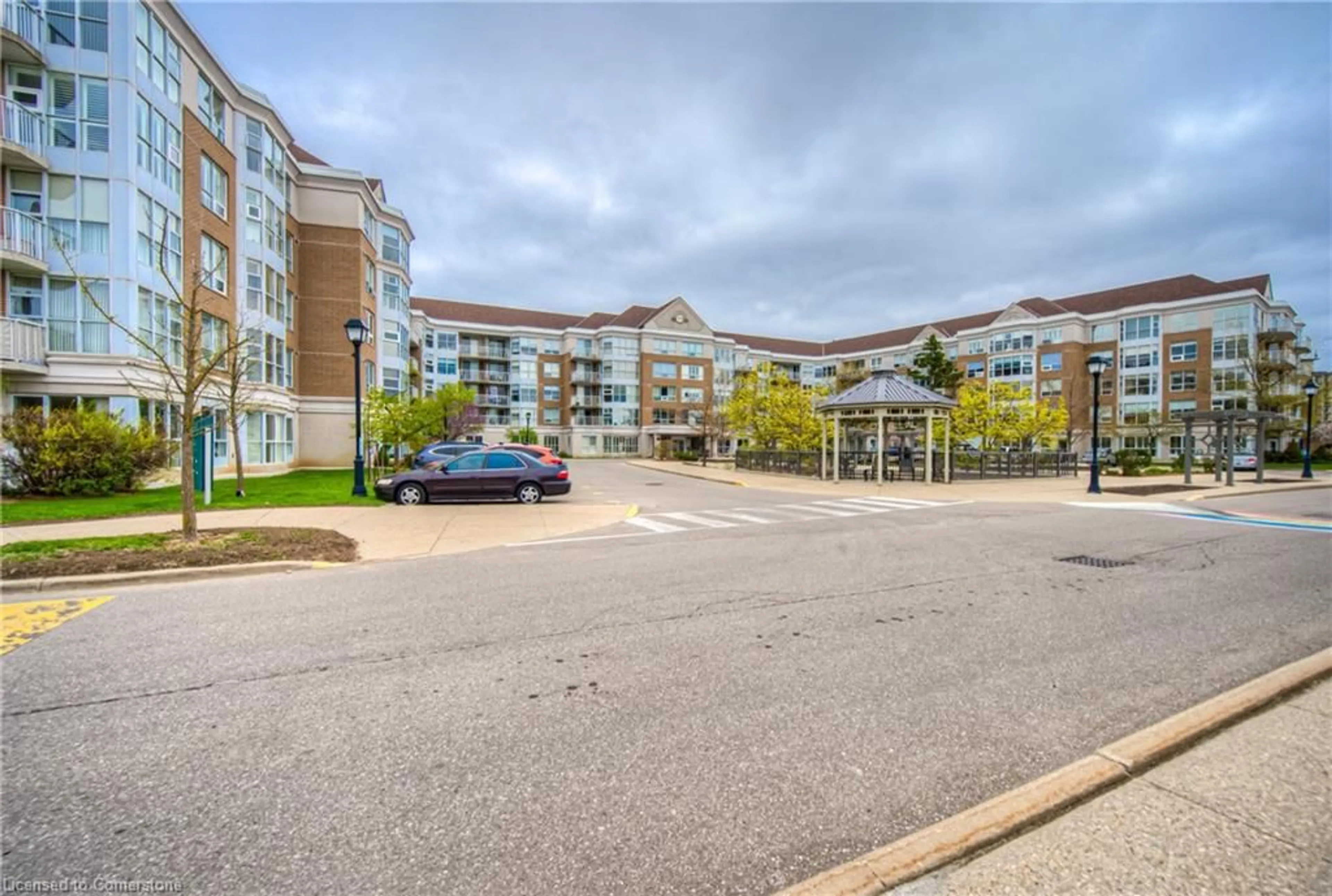 Unknown for 139 Father David Bauer Dr #421, Waterloo Ontario N2L 6L1