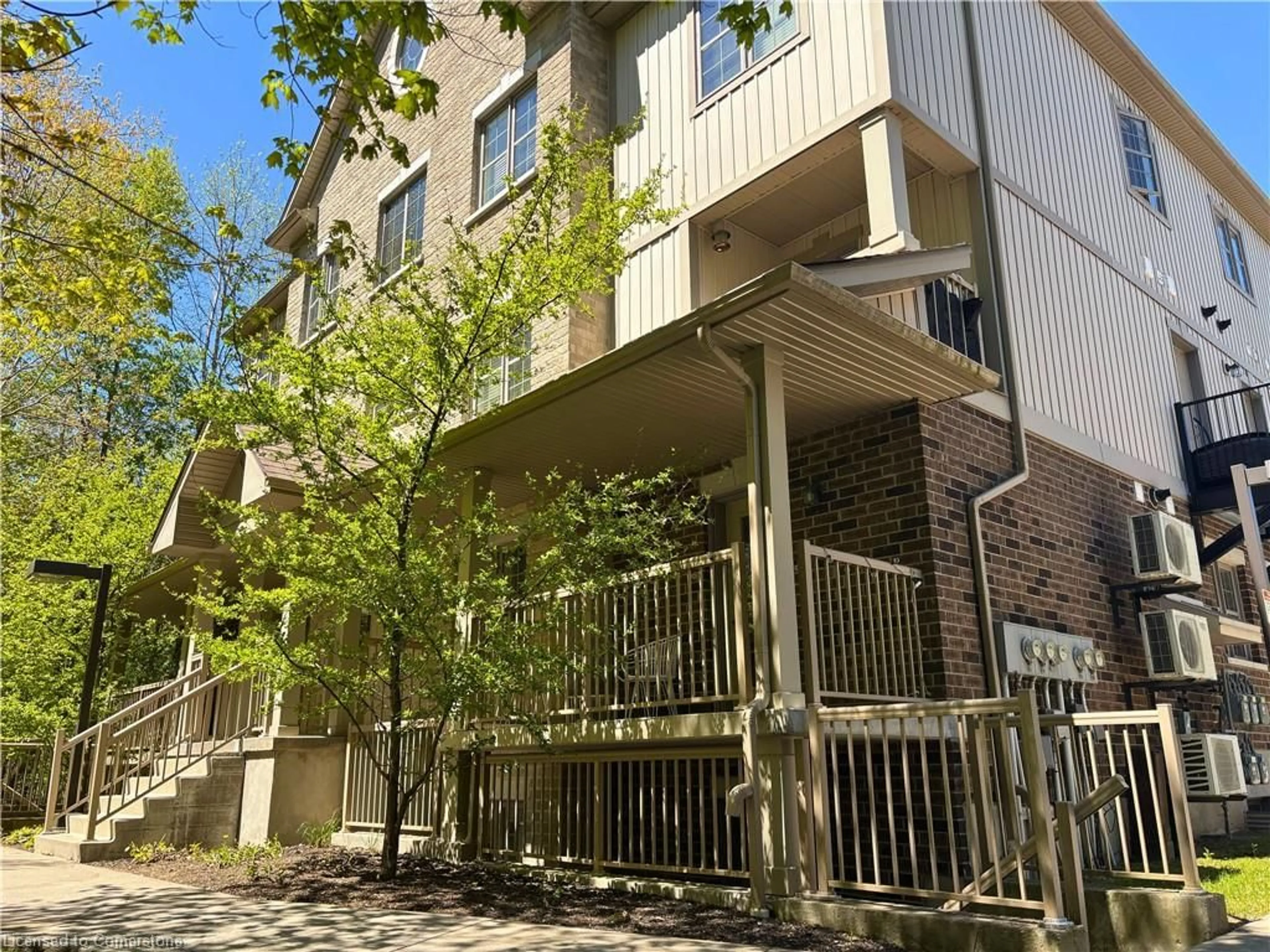 Patio, street for 255 Maitland St #5F, Kitchener Ontario N2R 0C8