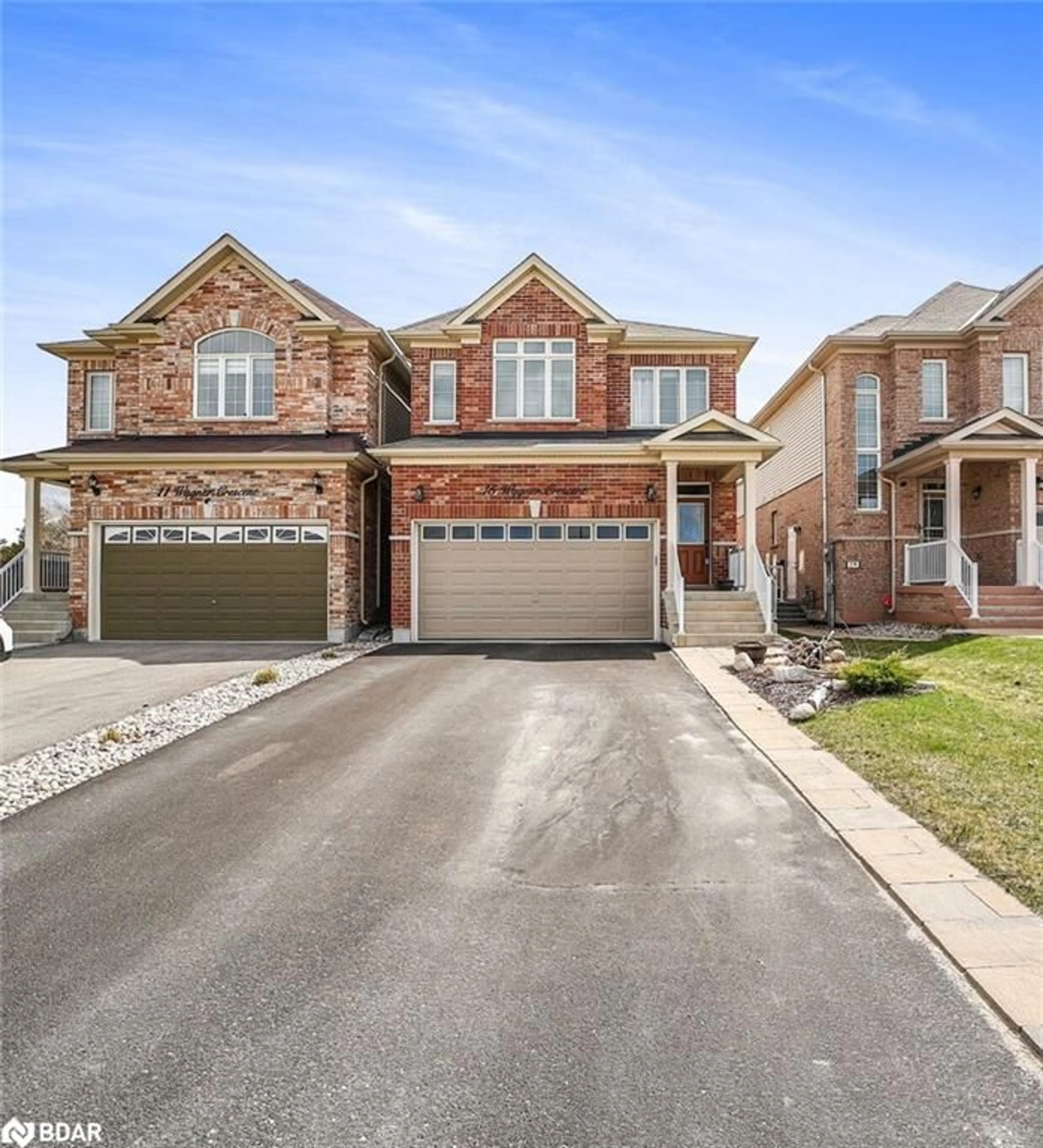 Home with brick exterior material, street for 15 Wagner Cres, Angus Ontario L3W 0P4