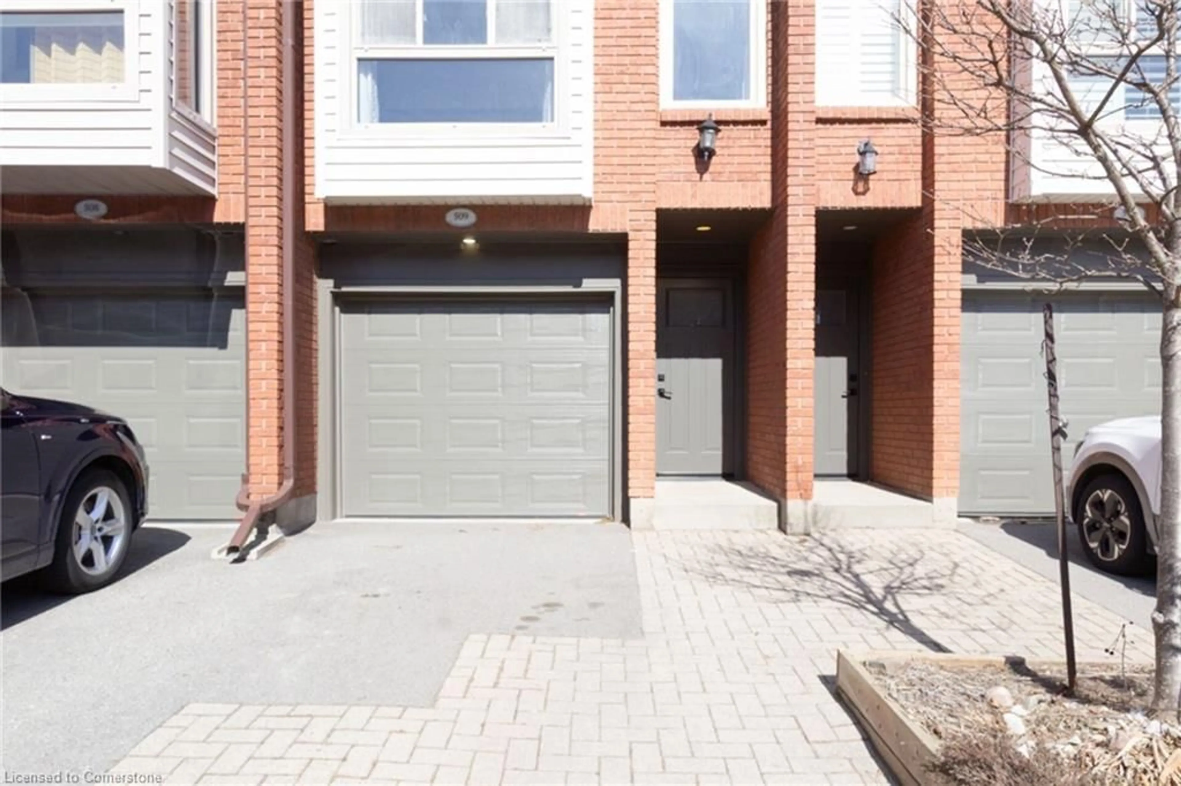 Home with brick exterior material, street for 895 Maple Ave #509, Burlington Ontario L7S 2H7