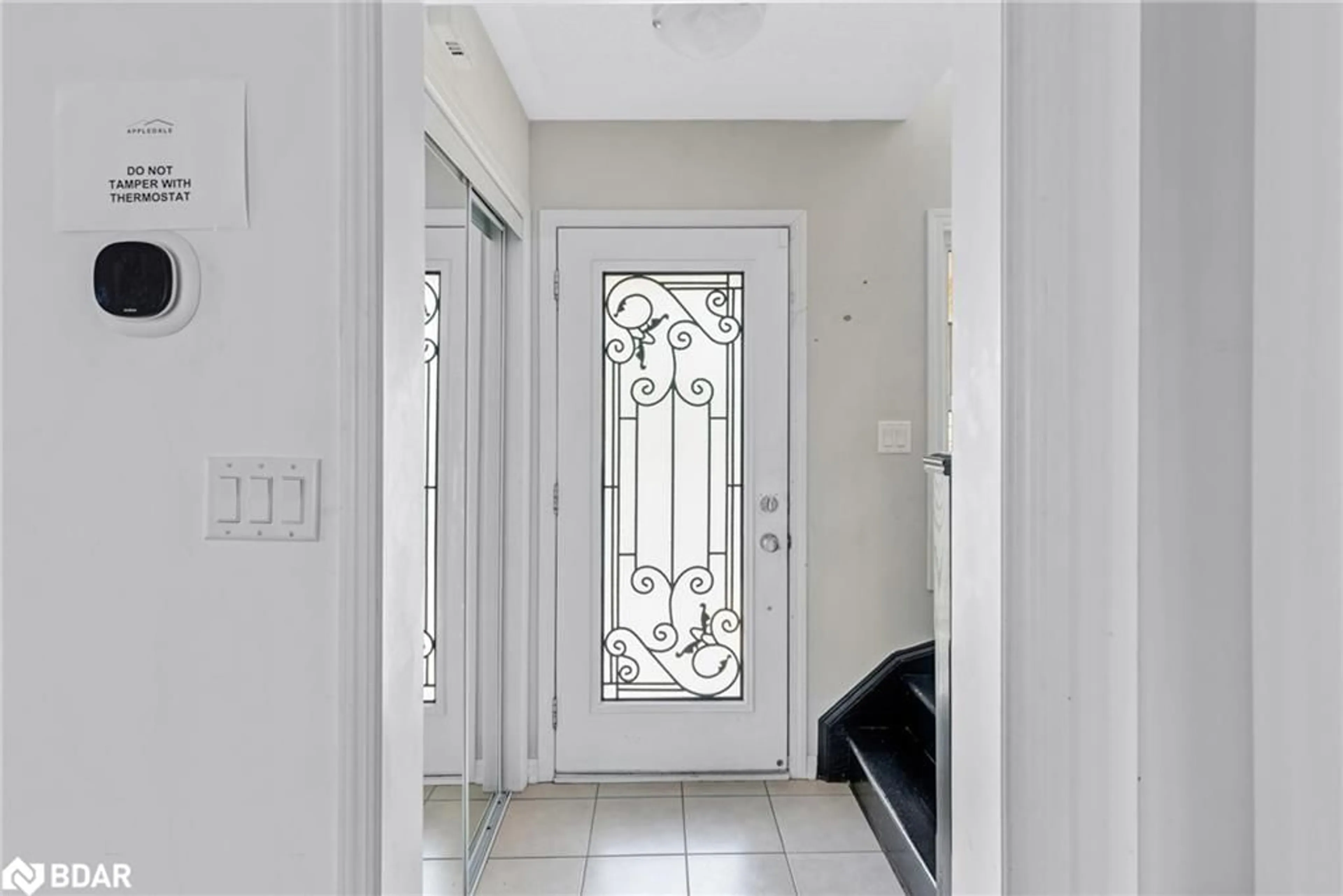 Indoor entryway for 64 Ferris Lane, Alliston Ontario L9R 0J3
