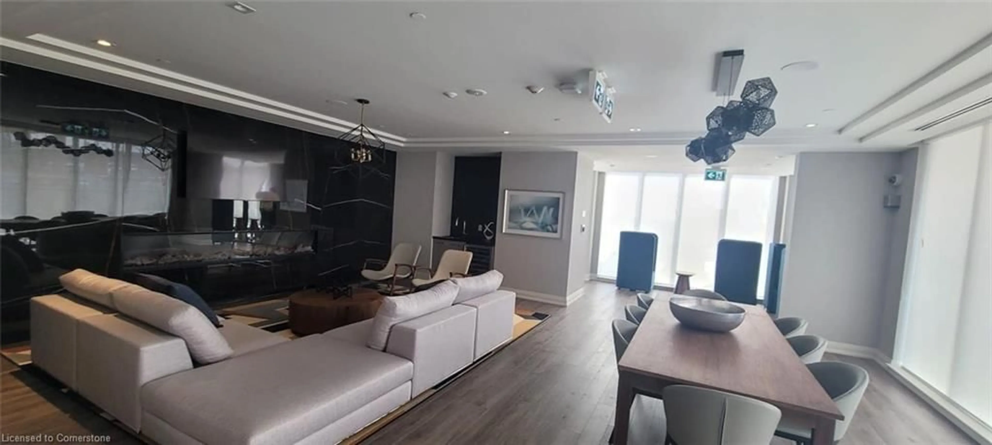 A pic of a room for 212 King William St #801, Hamilton Ontario L8N 1B5