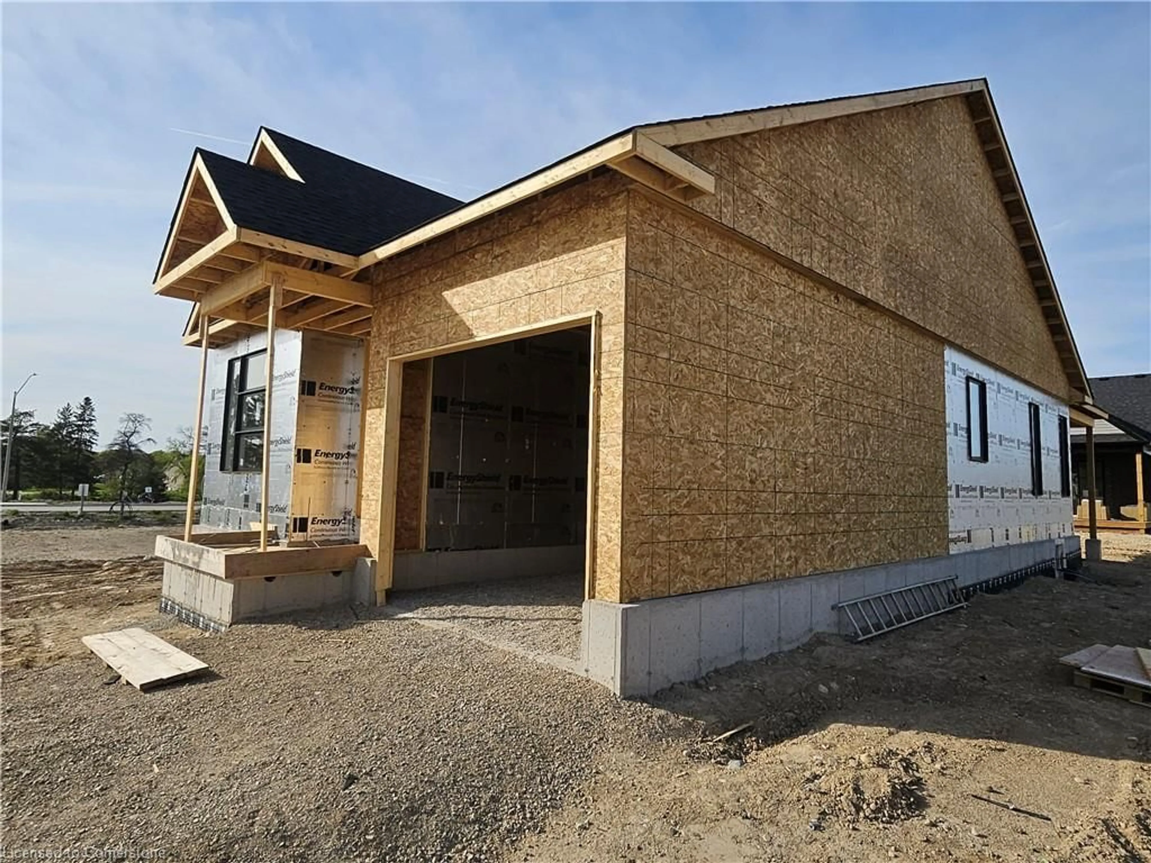 Home with brick exterior material, building for 113 Thackeray Way, Harriston Ontario N0G 1Z0