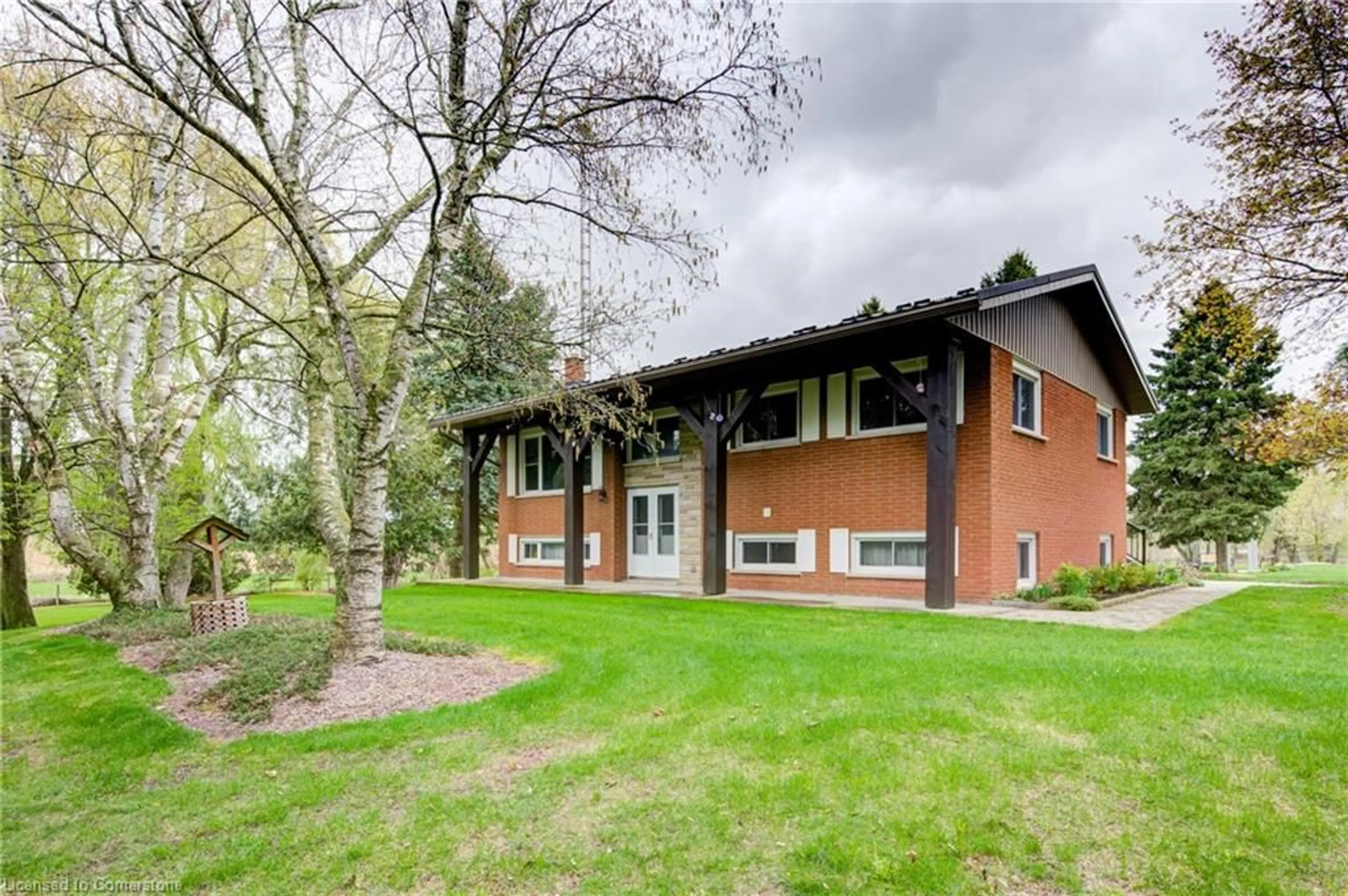 Home with brick exterior material, building for 886160 Oxford Road 8, Bright Ontario N0J 1B0