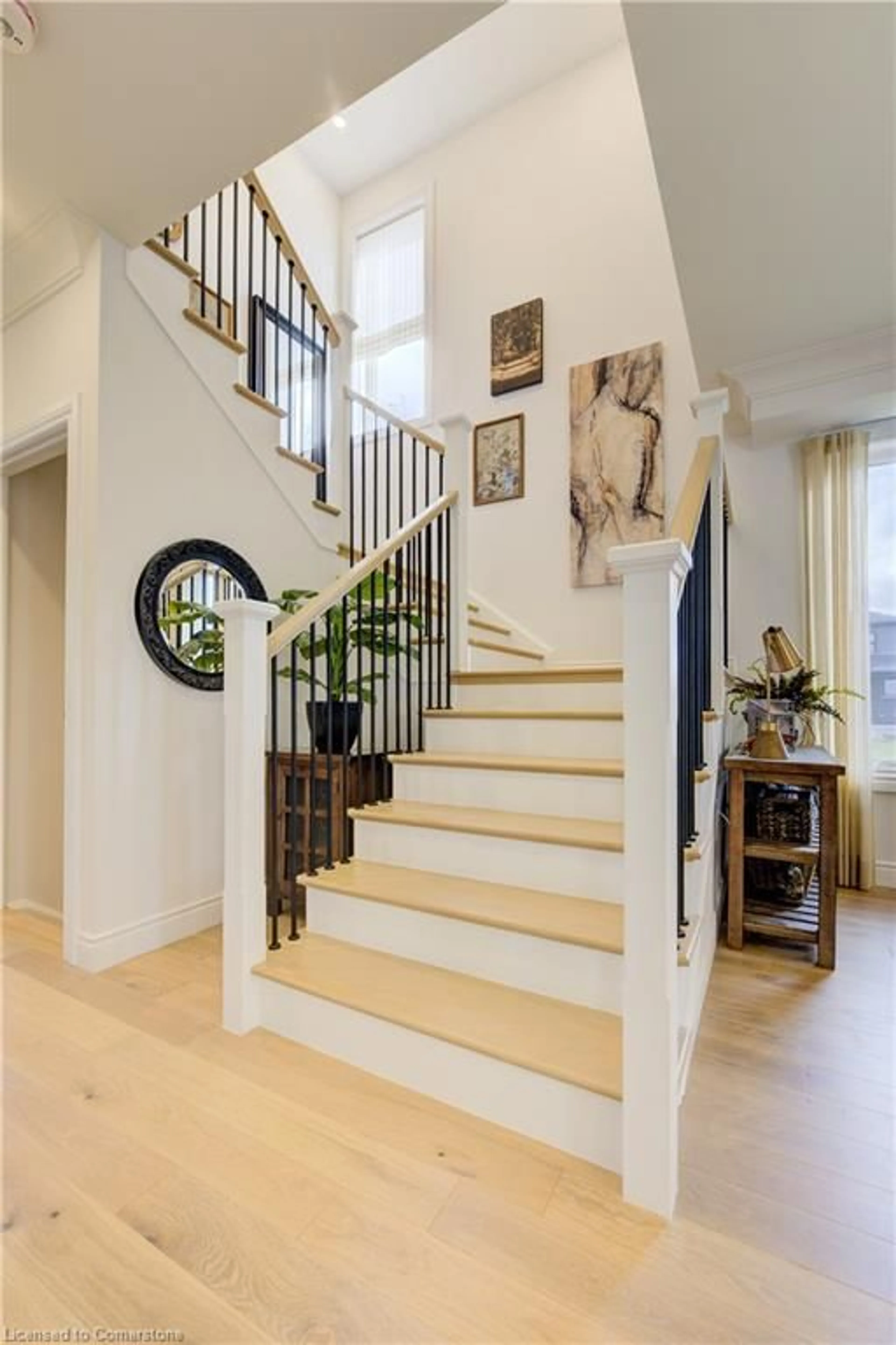 Stairs for 109 Thackeray Way, Harriston Ontario N0G 1Z0