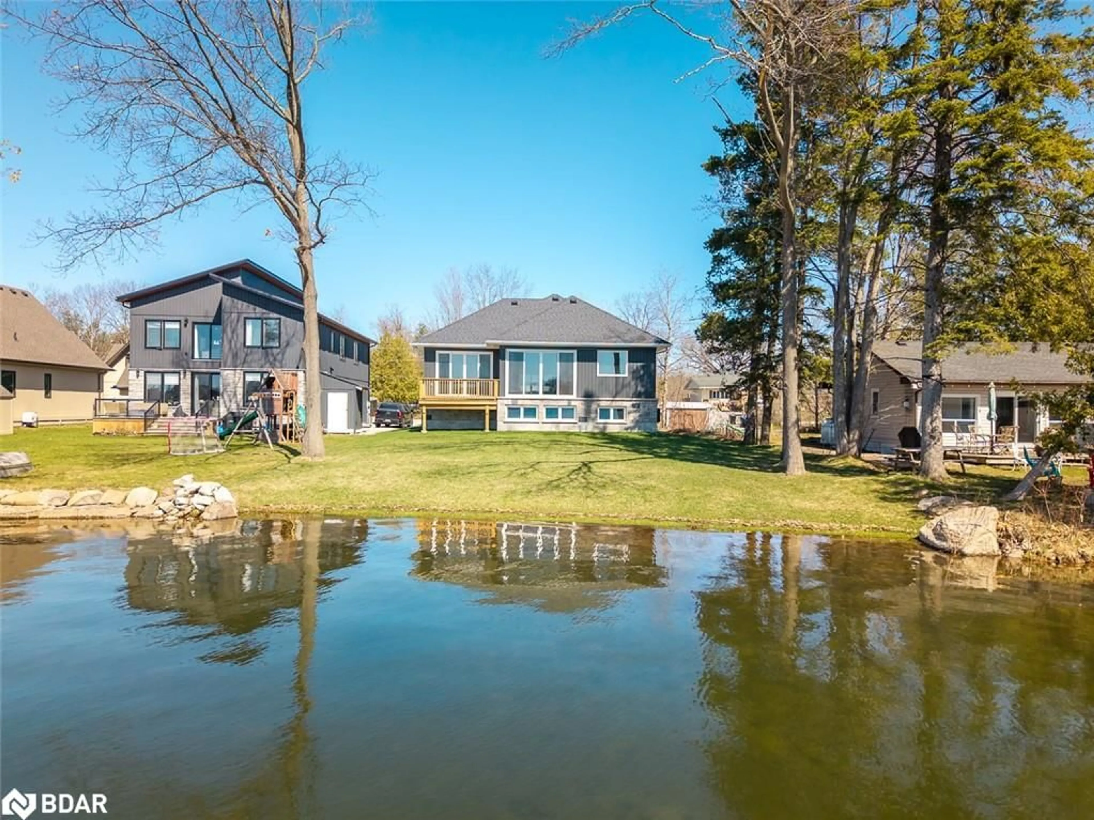 A pic from outside/outdoor area/front of a property/back of a property/a pic from drone, water/lake/river/ocean view for 3331 St George Blvd, Severn Ontario L0K 2B0