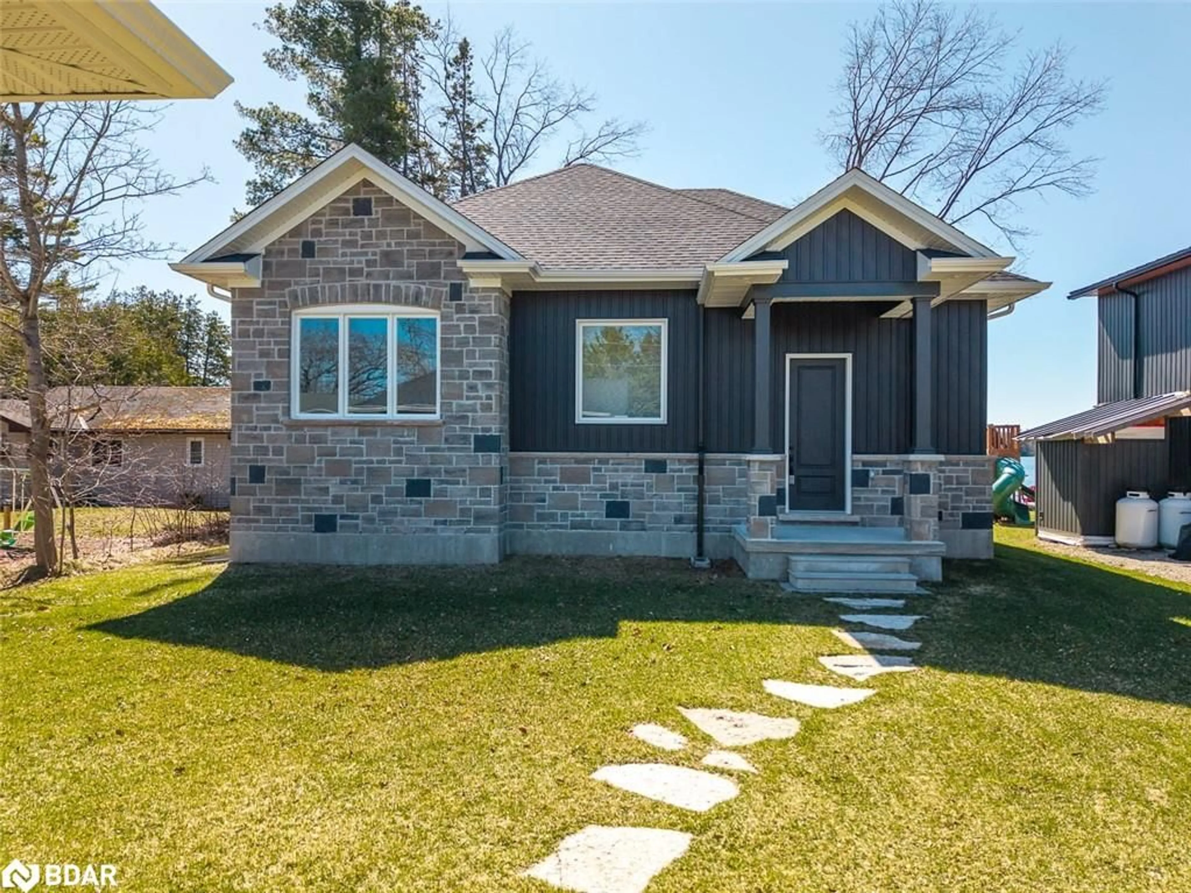 Home with brick exterior material, street for 3331 St George Blvd, Severn Ontario L0K 2B0