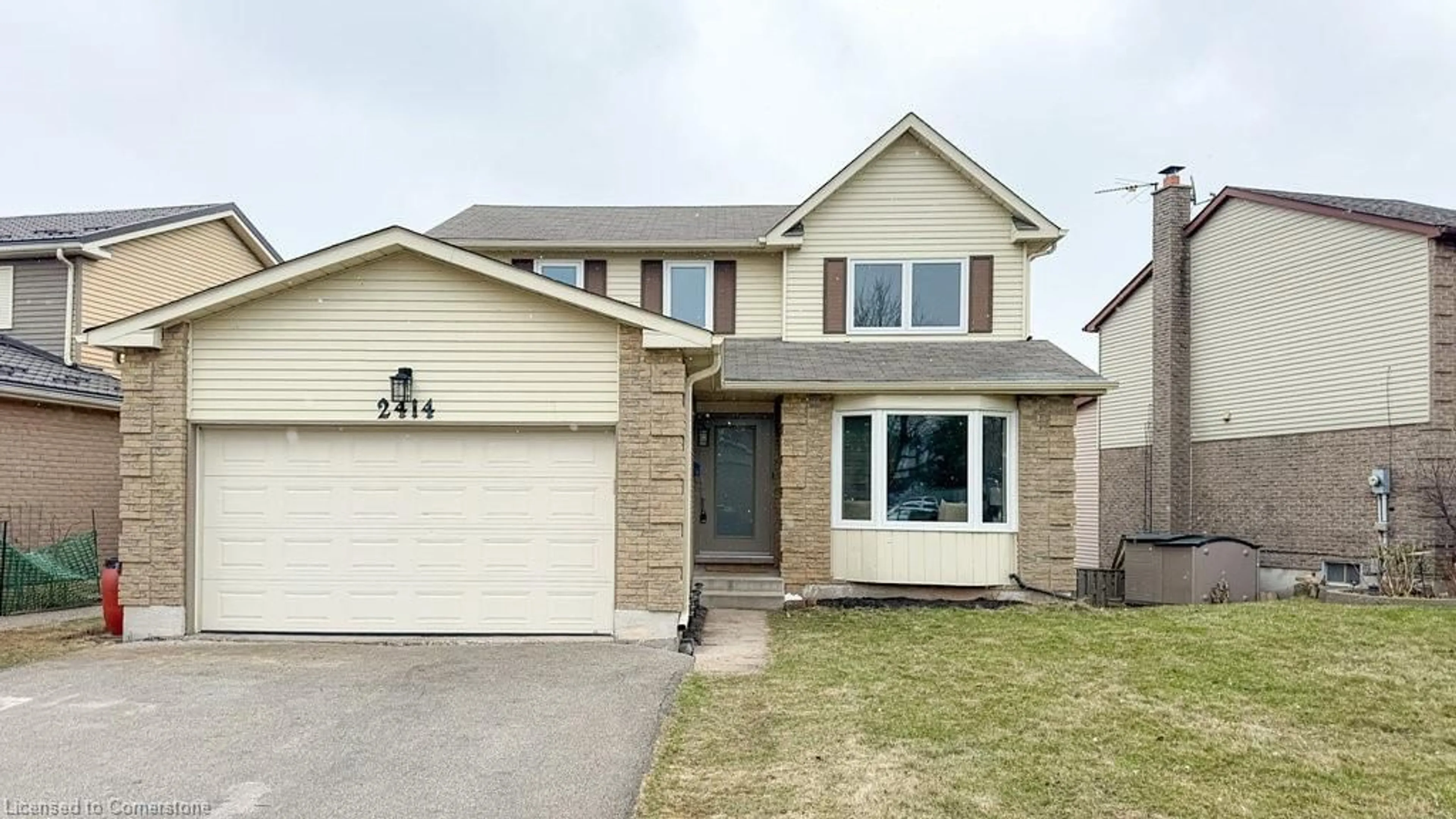 Home with brick exterior material, street for 2414 Coventry Way, Burlington Ontario L7P 4M4