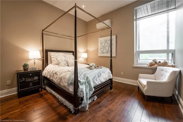 Additional property image - 397 King St Unit 213