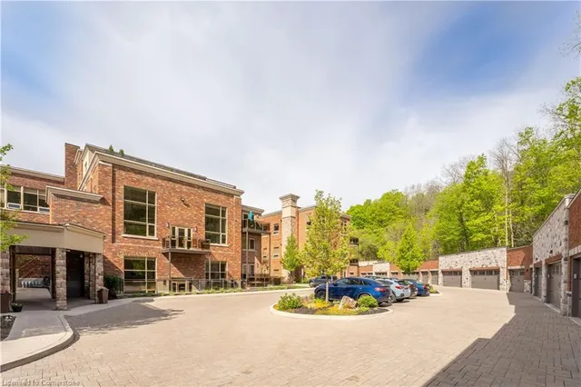 Additional property image - 397 King St Unit 213