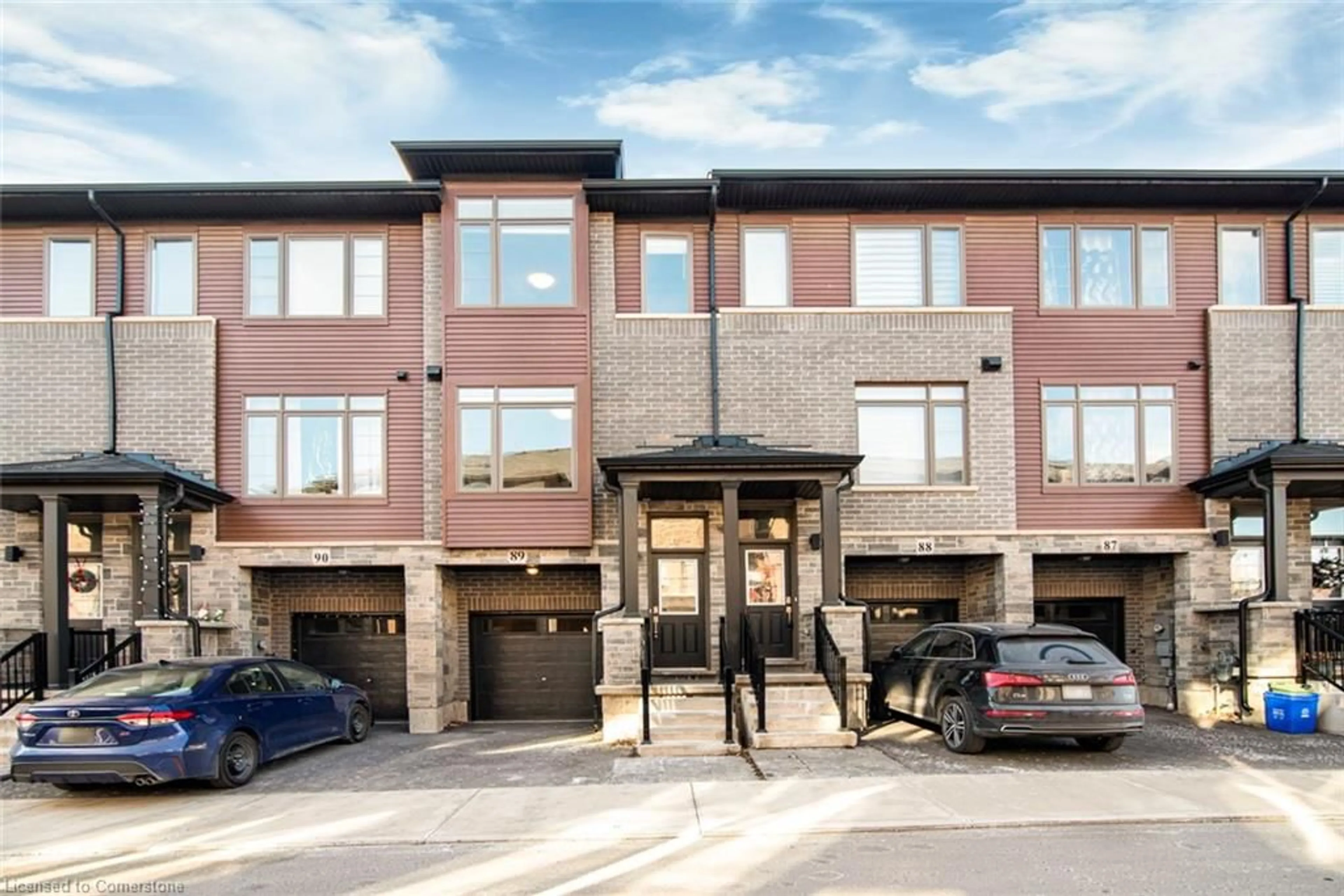 Home with brick exterior material, building for 575 Woodward Ave #89, Hamilton Ontario L8H 6P2