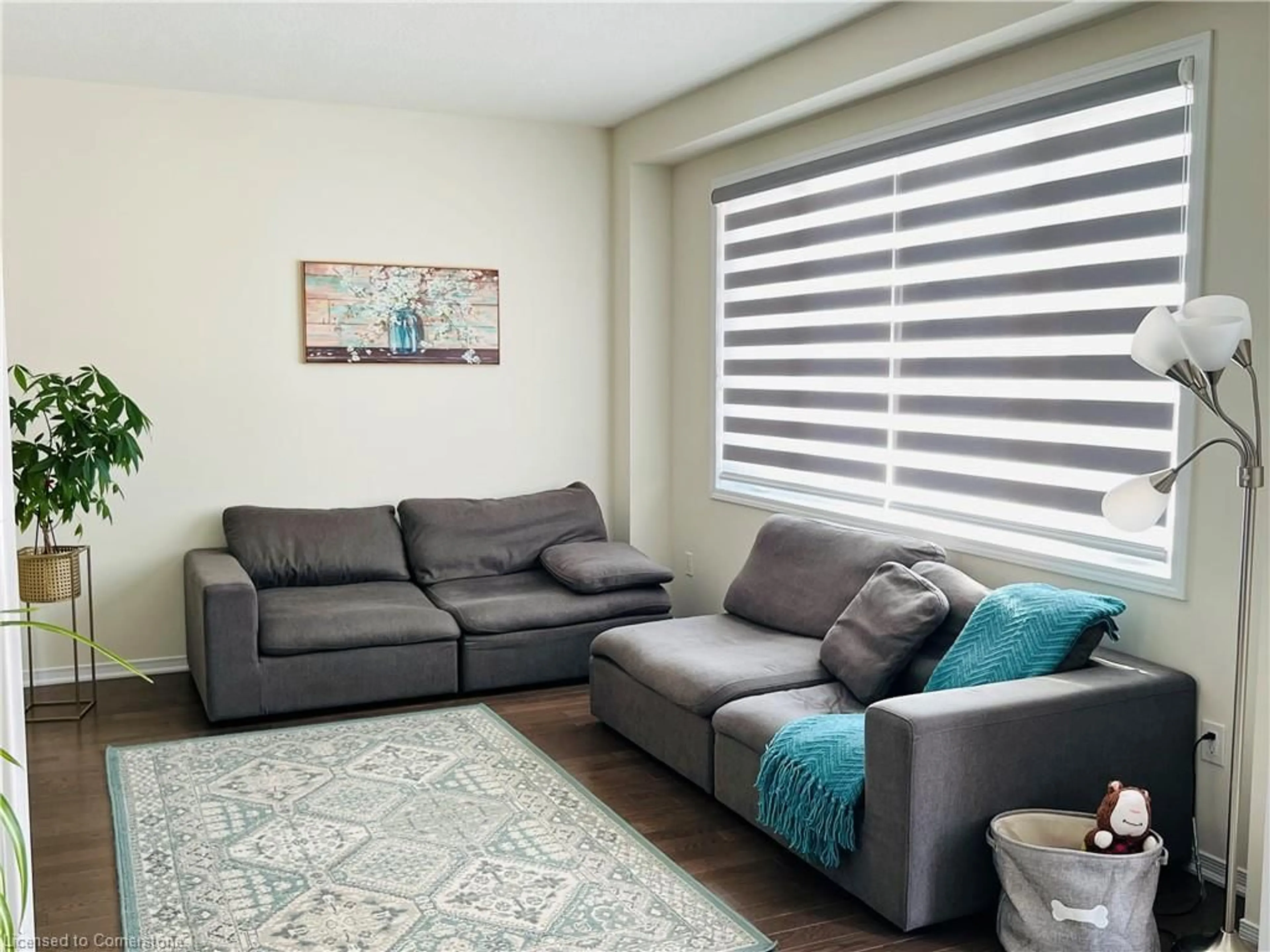 Living room with furniture, unknown for 114 David St, Hagersville Ontario N0A 1H0