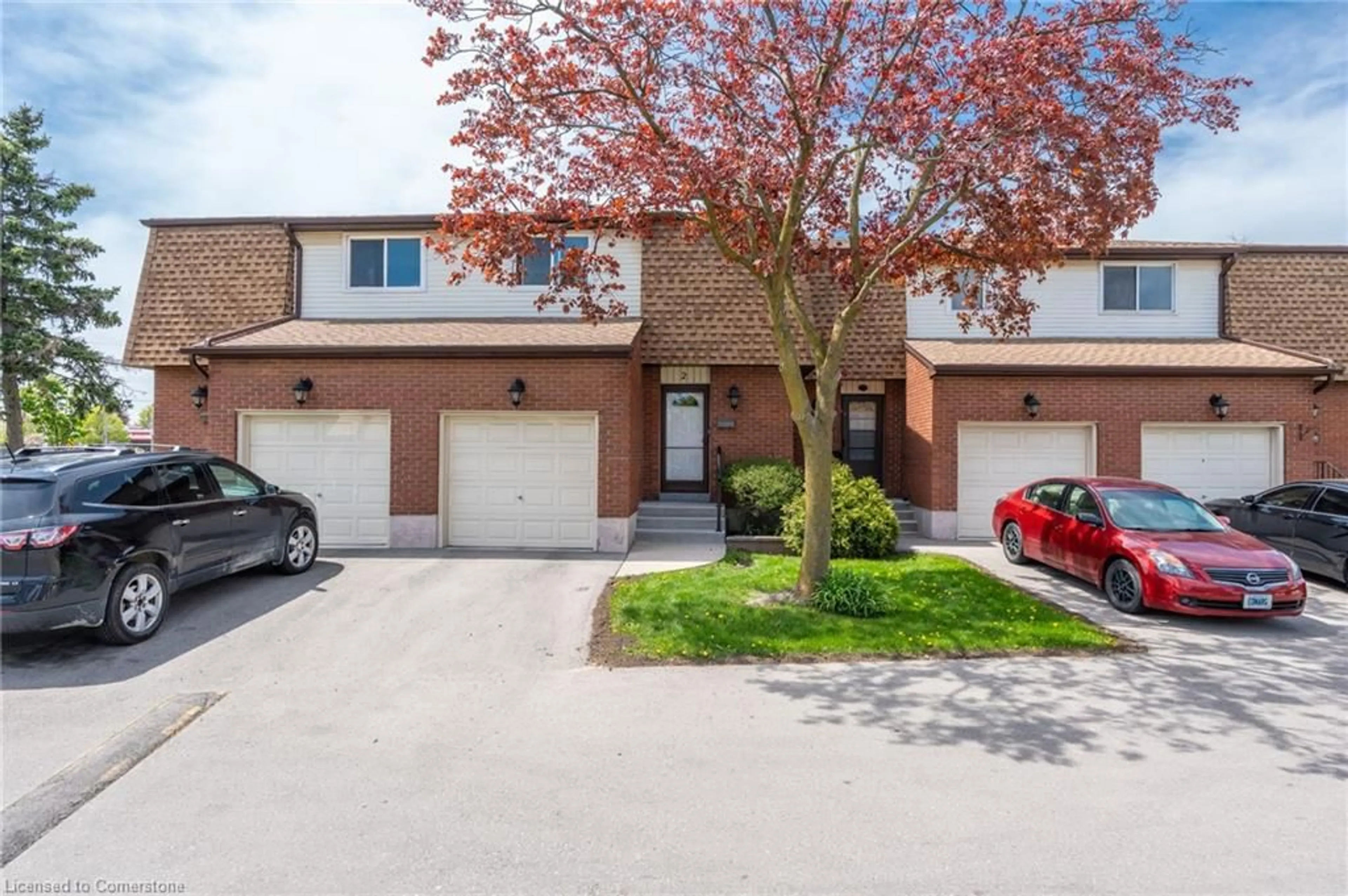 Home with brick exterior material, street for 899 Stone Church Rd #2, Hamilton Ontario L8W 1B2