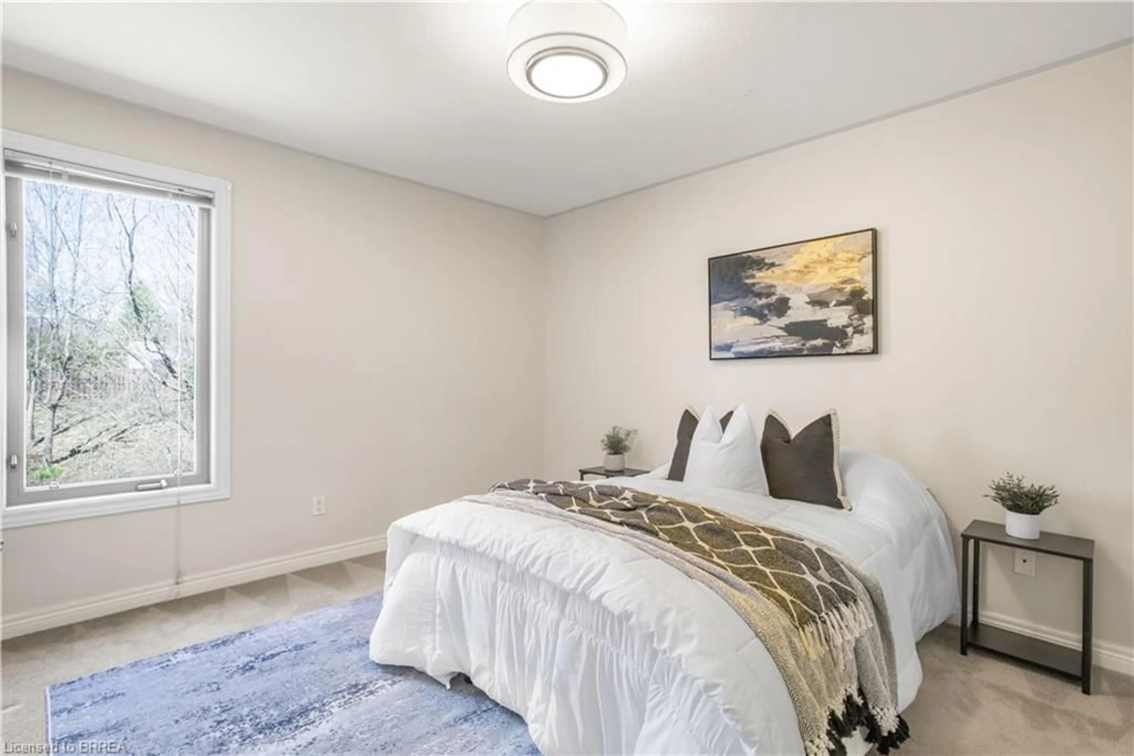 A pic of a room for 633 Park Rd #1, Brantford Ontario N3R 8B6